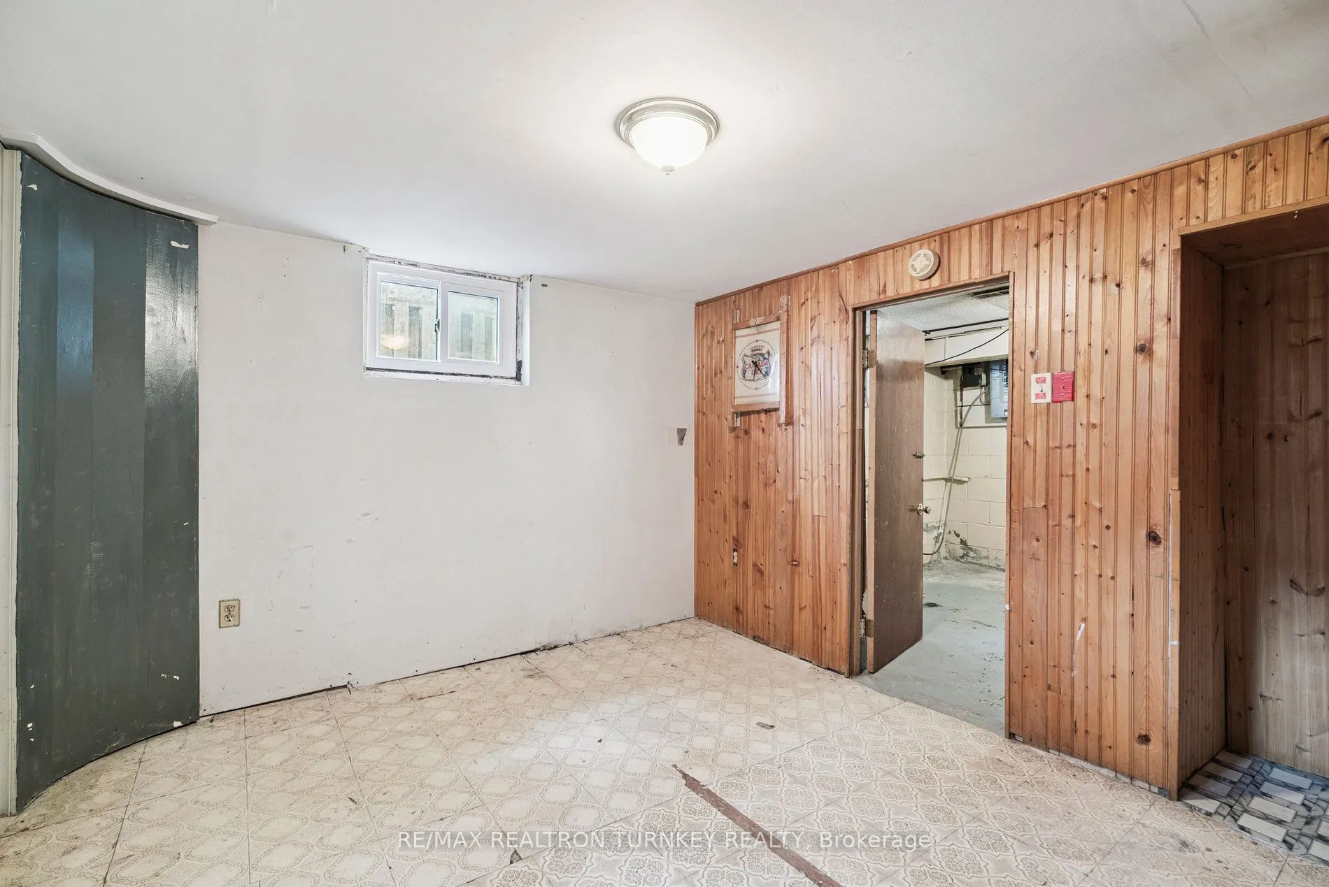 81 Rye Crescent