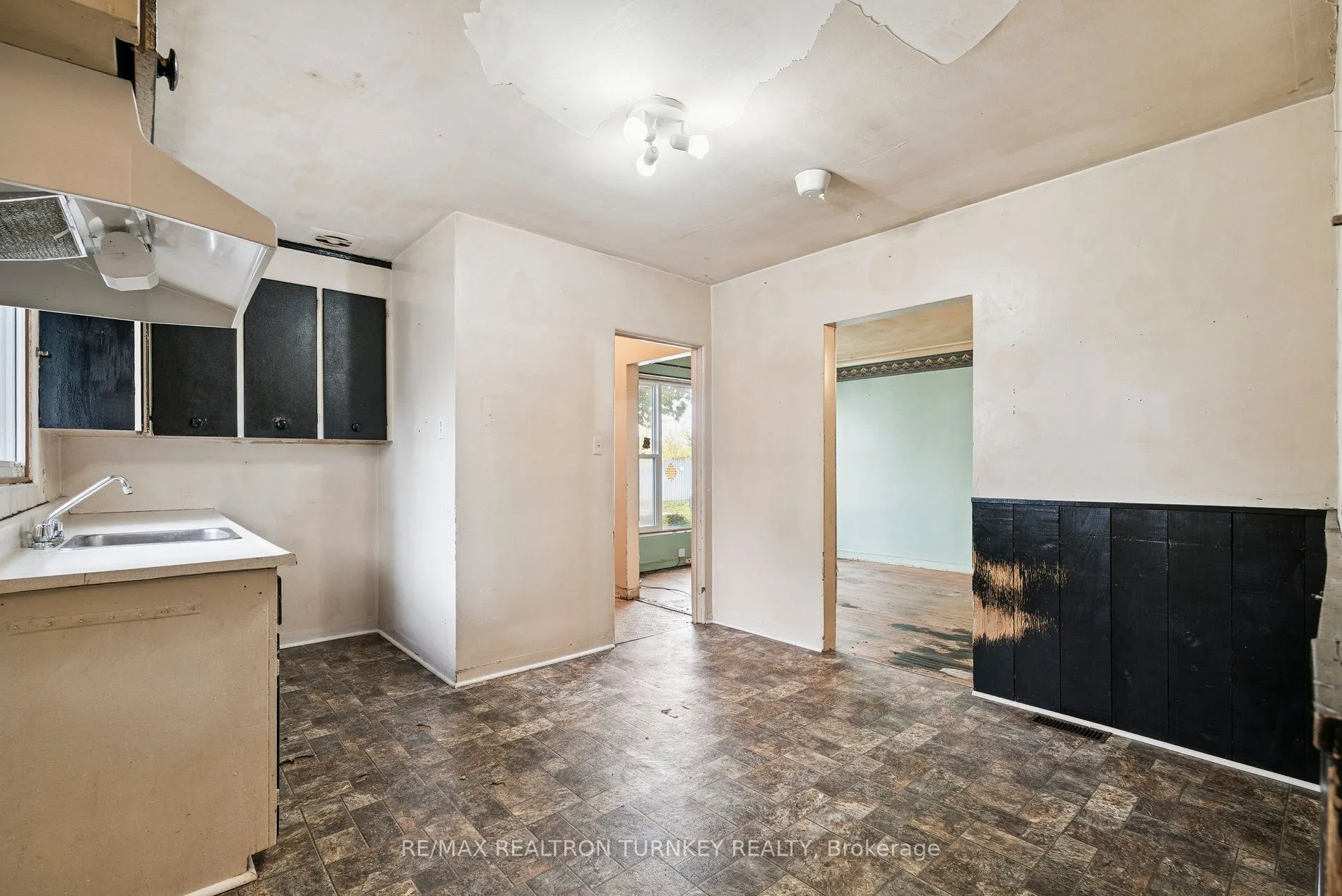 81 Rye Crescent