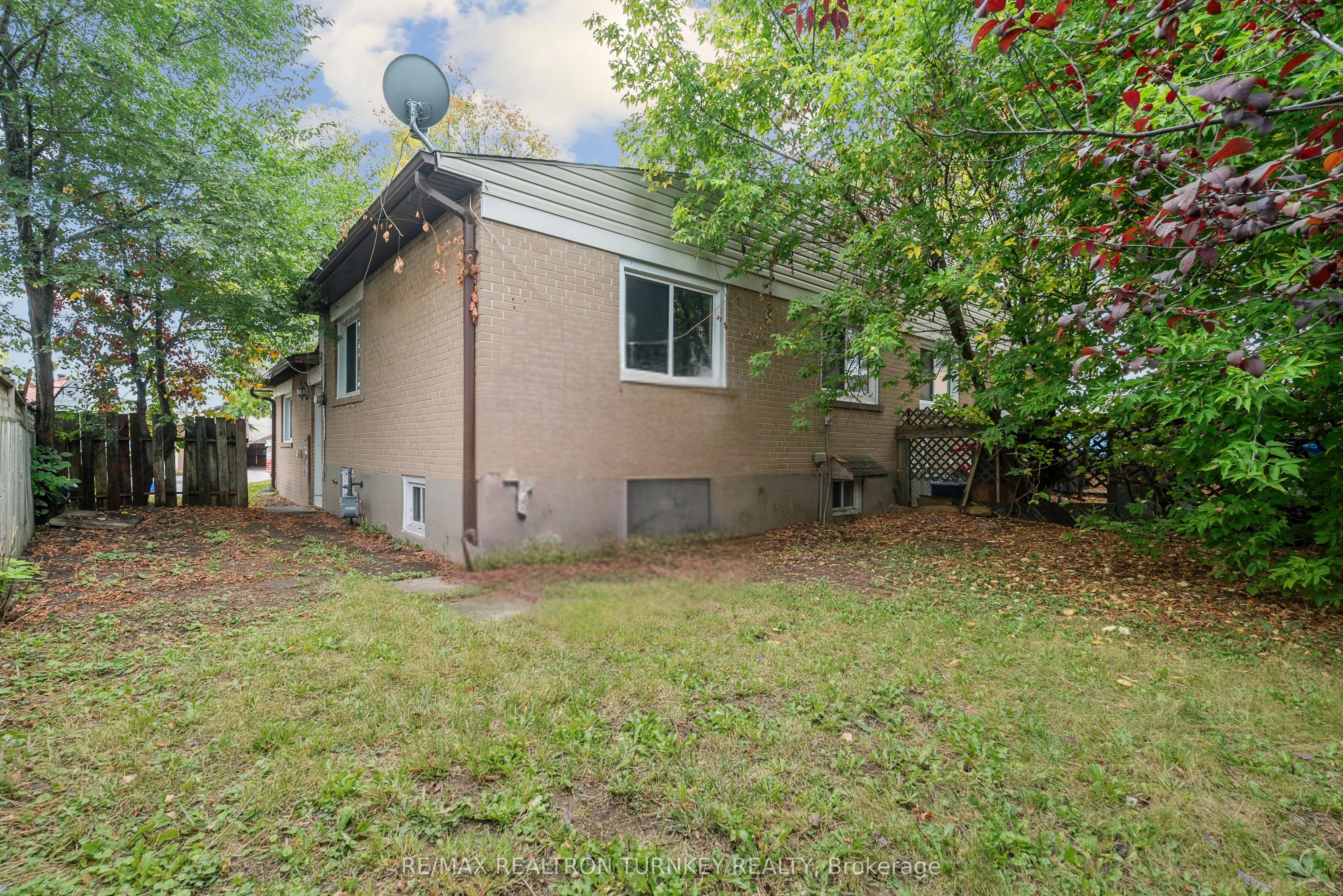 81 Rye Crescent