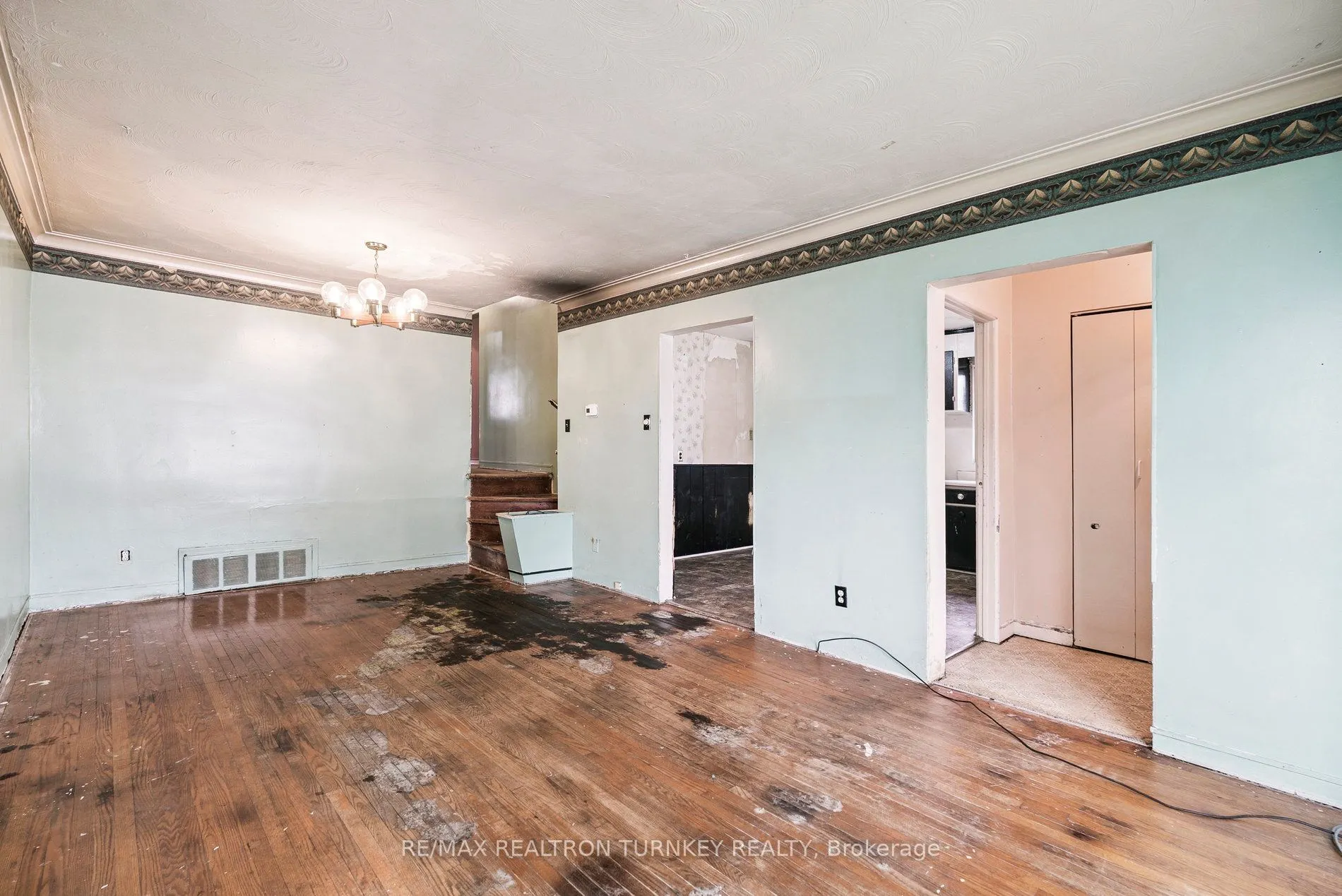 81 Rye Crescent