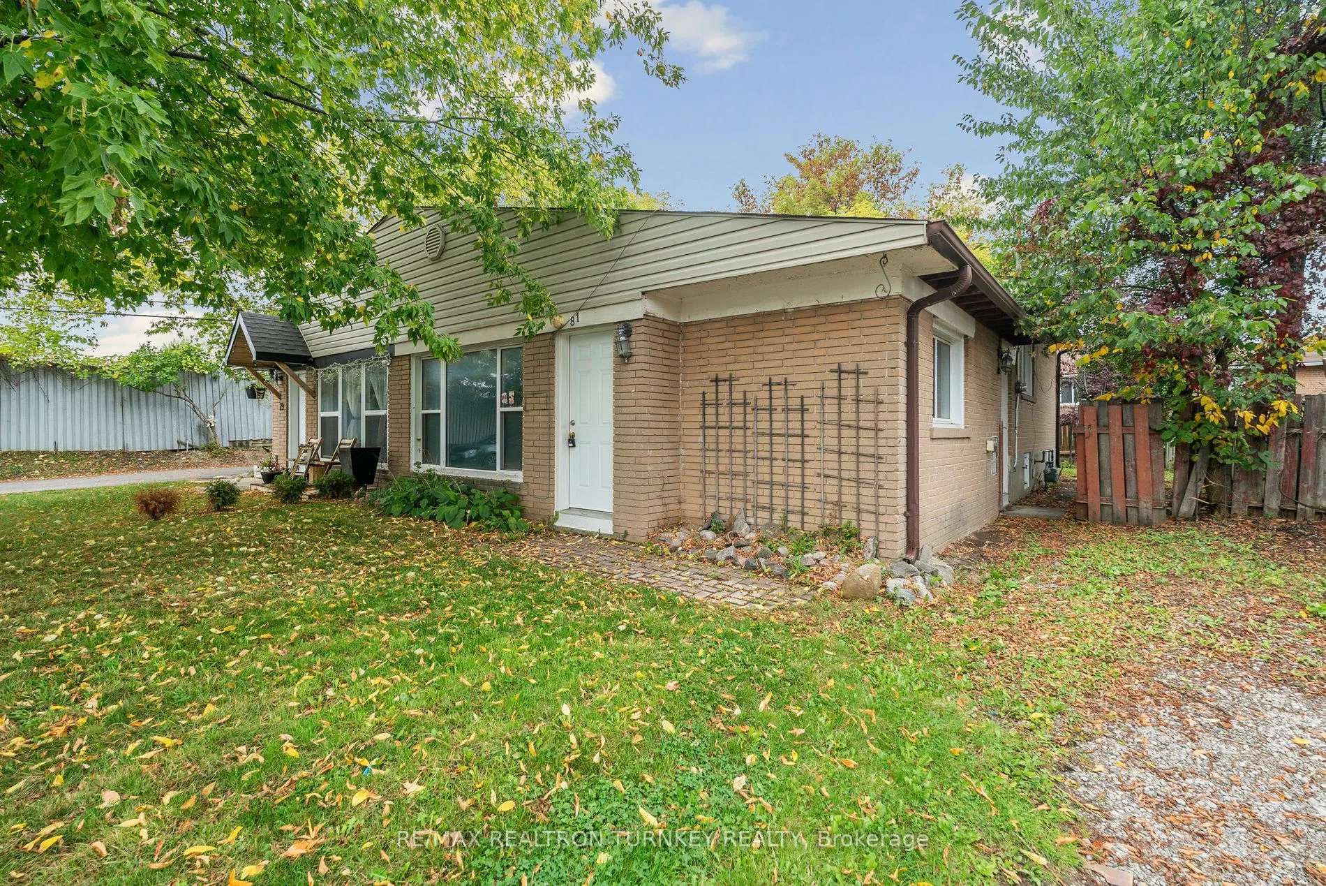 81 Rye Crescent