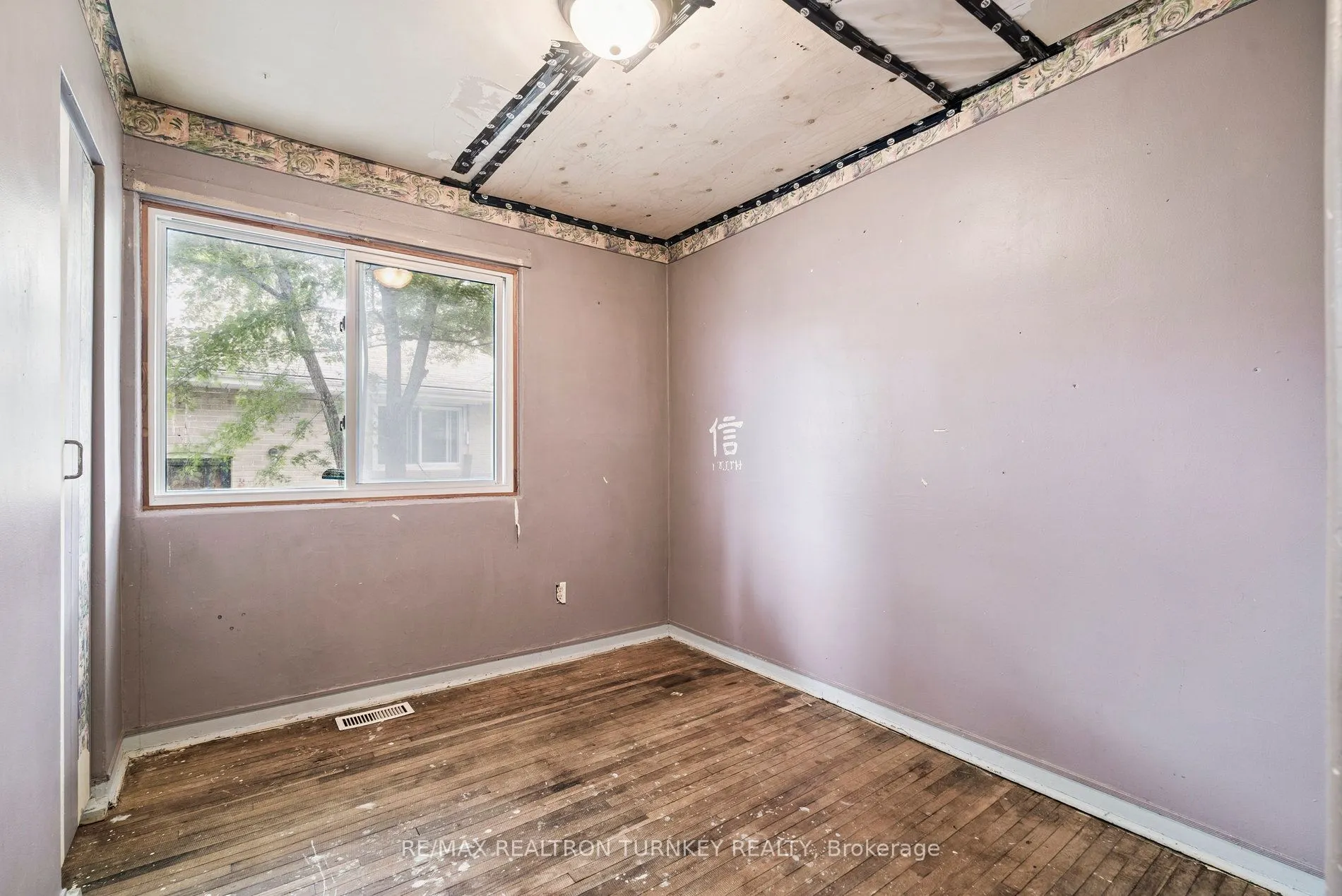 81 Rye Crescent