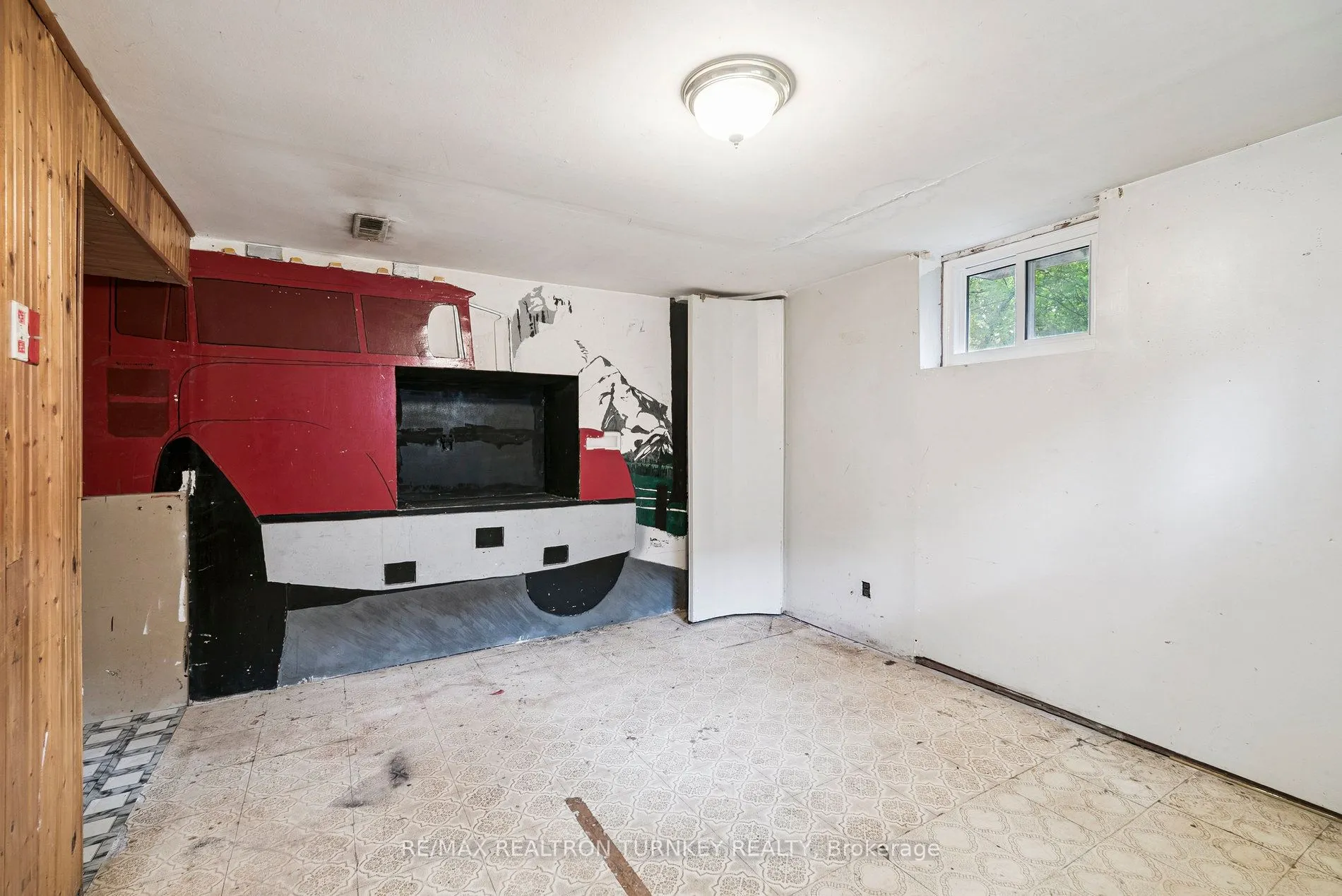 81 Rye Crescent