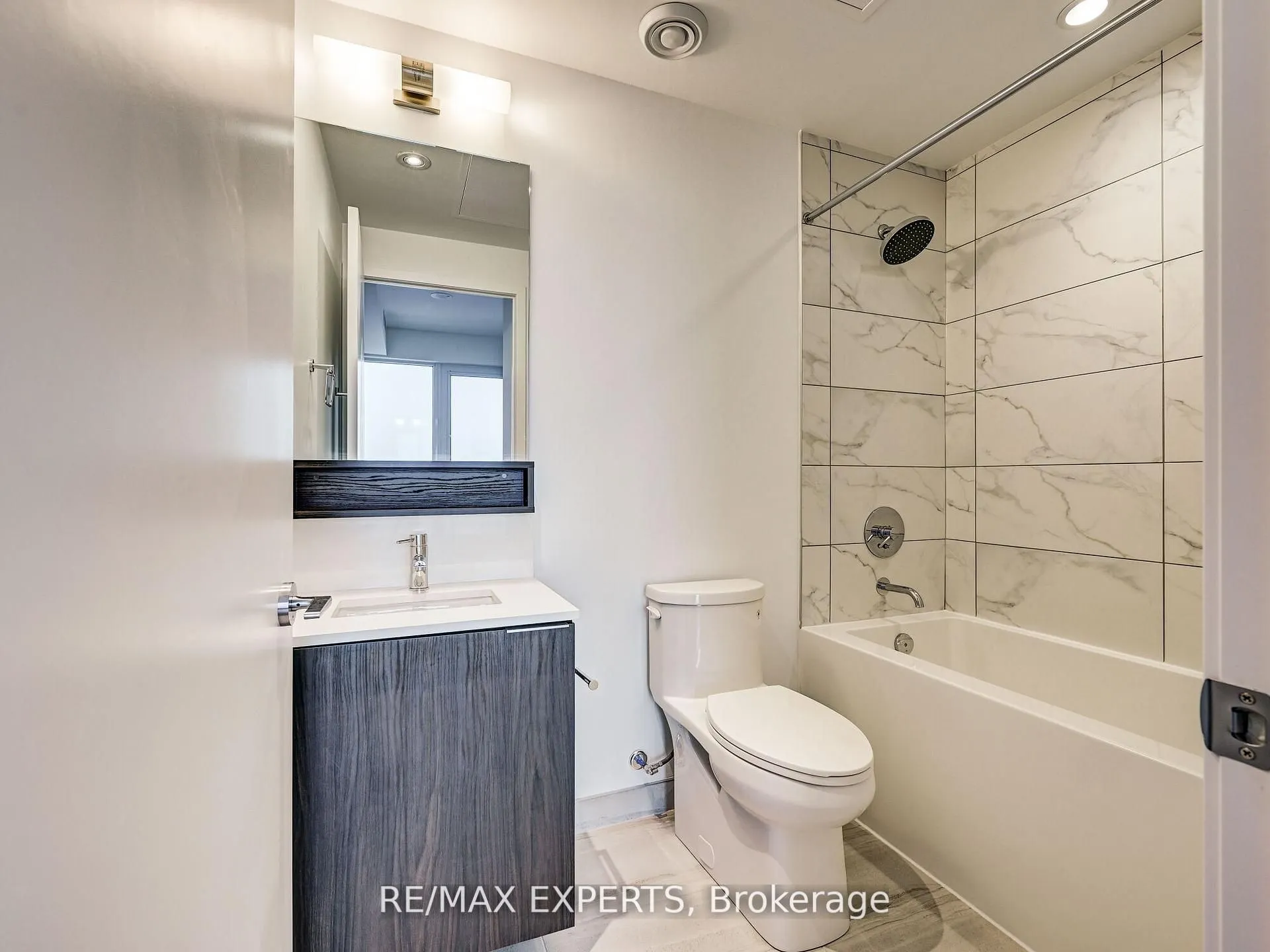 5 Buttermill Avenue, #3505