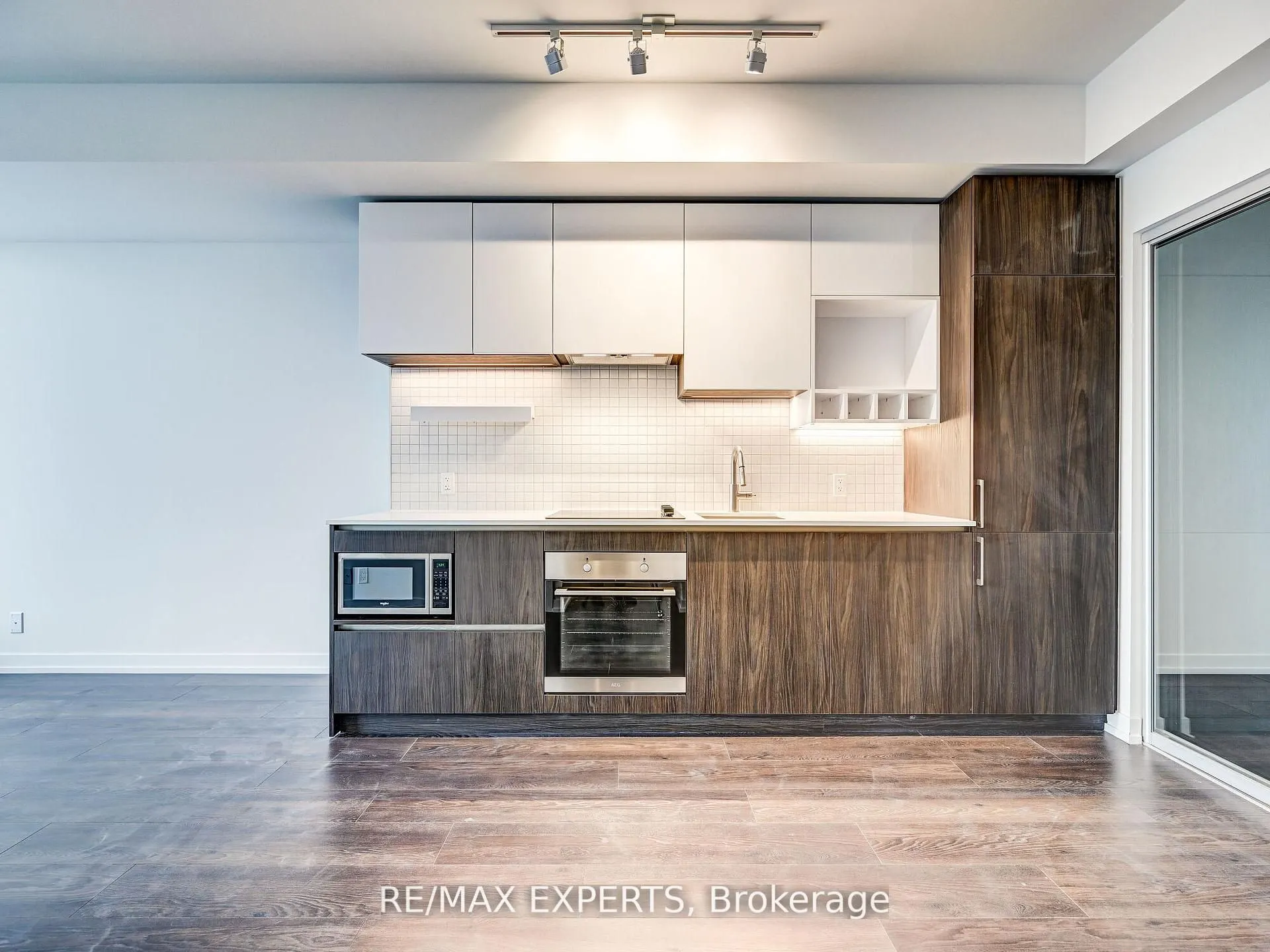 5 Buttermill Avenue, #3505