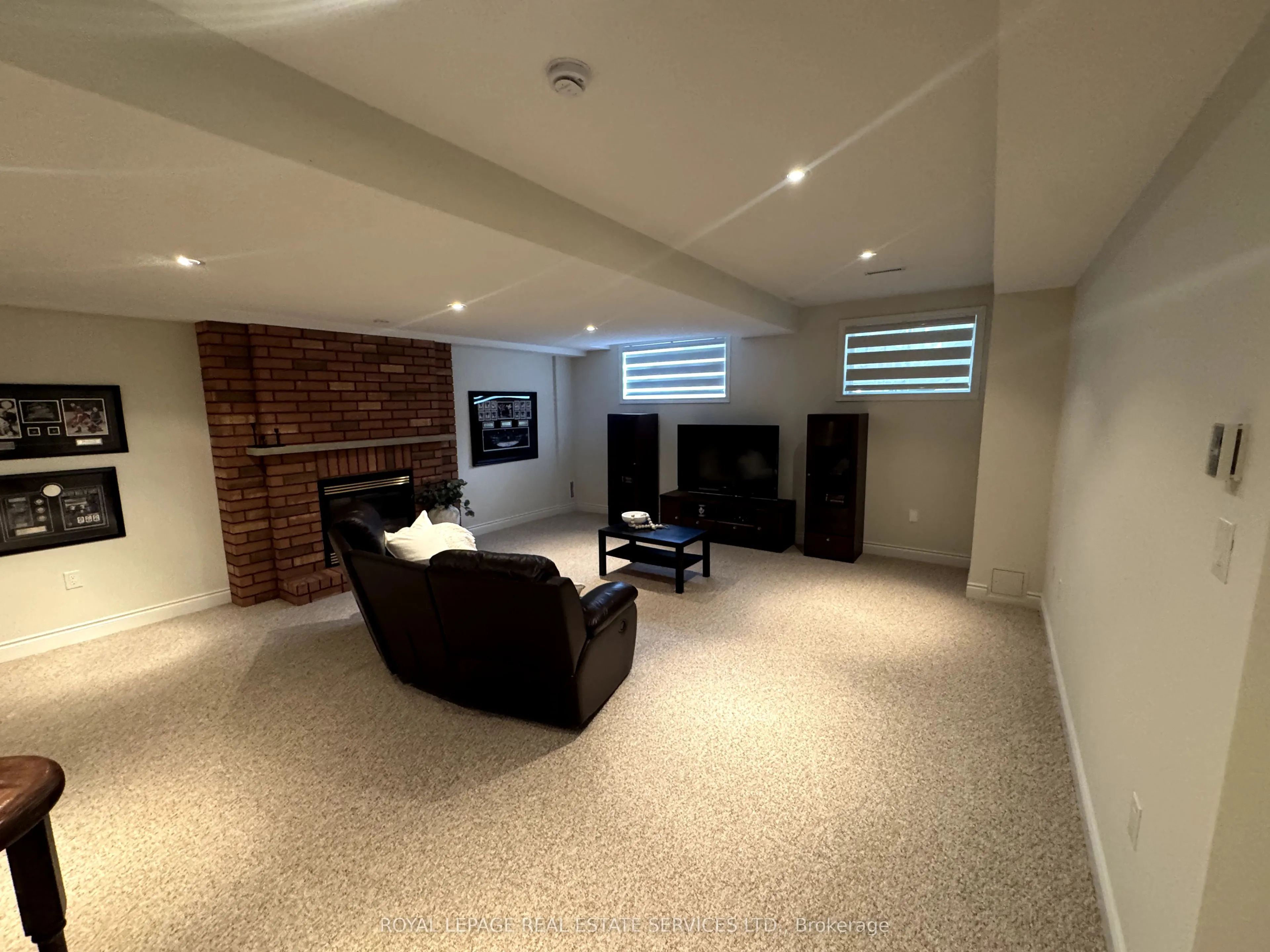 62 Renaissance Point, #23