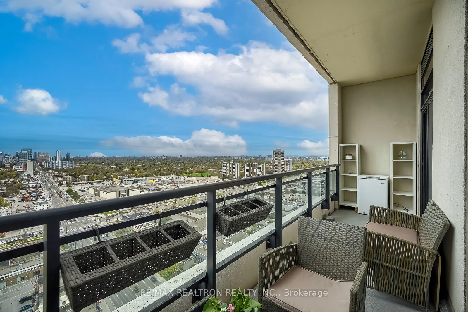 1 Grandview Avenue, #2707