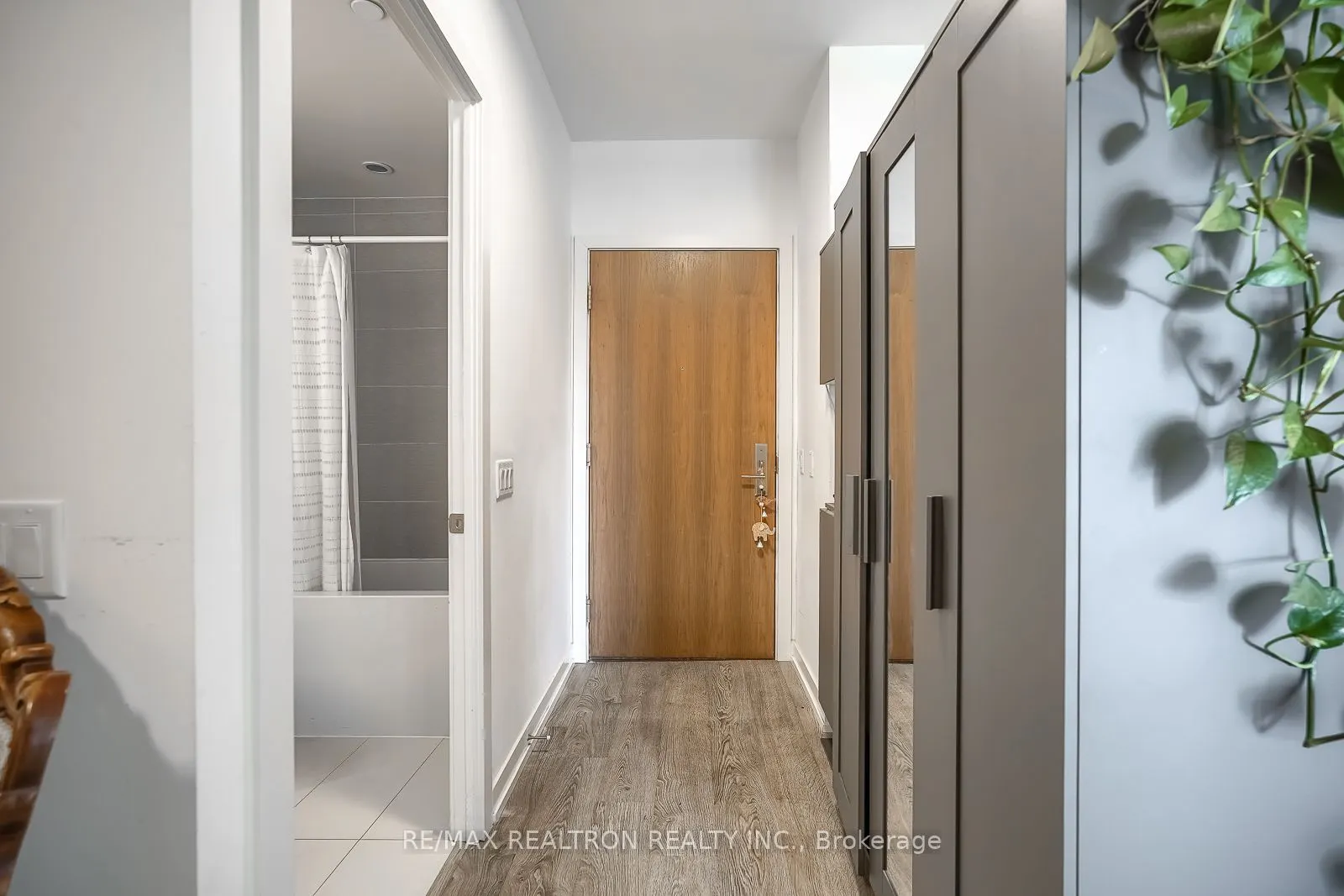 1 Grandview Avenue, #2707