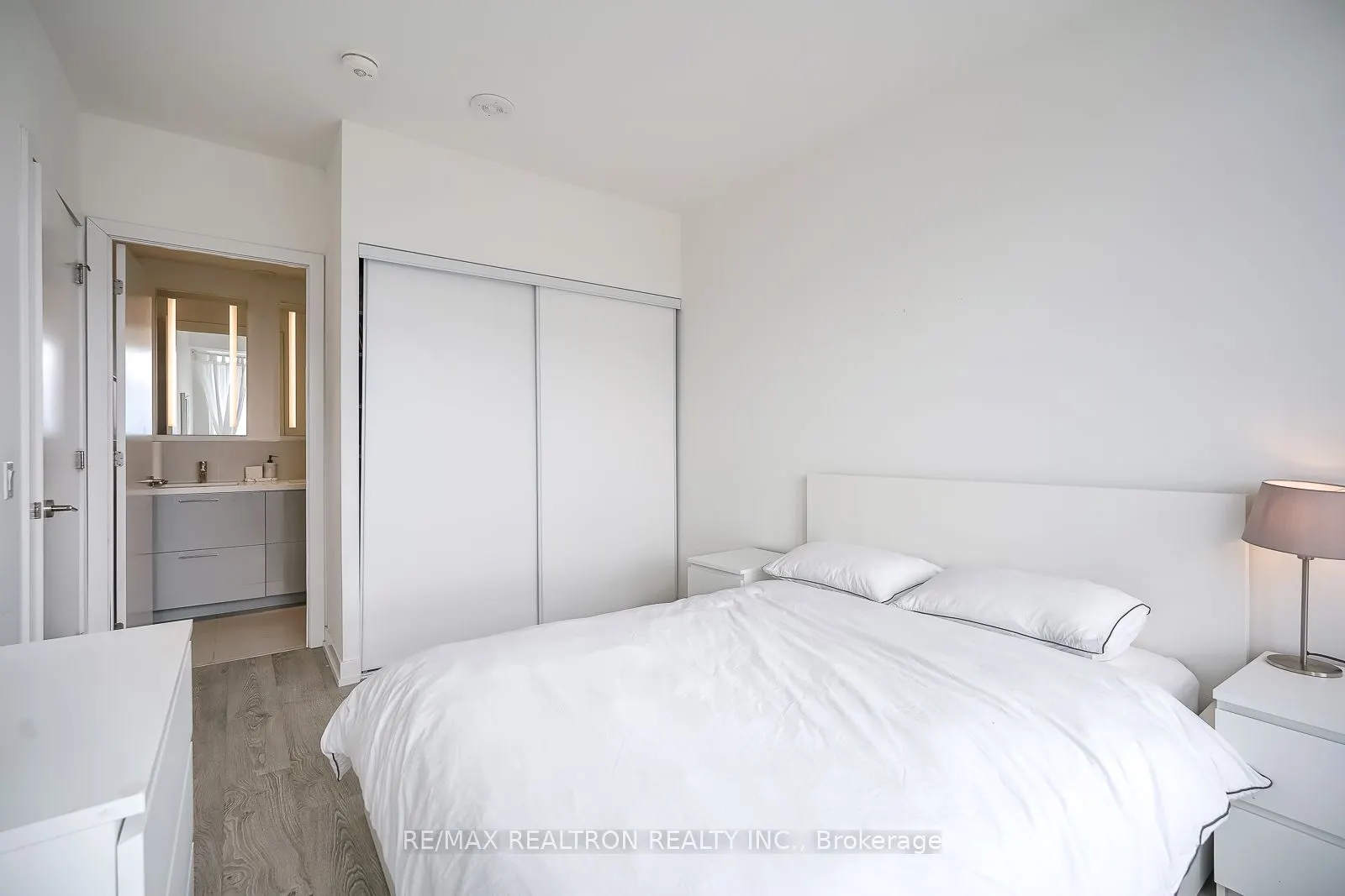 1 Grandview Avenue, #2707