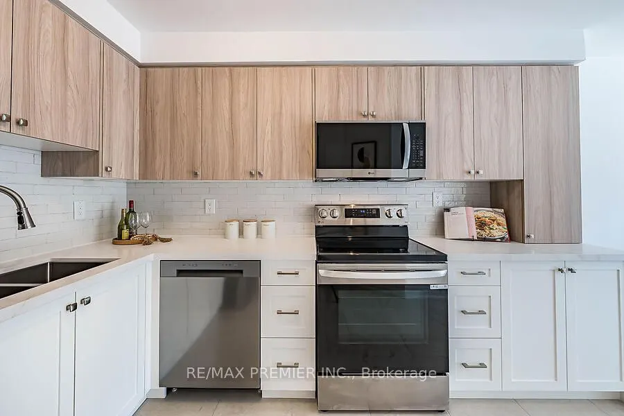14 Opera Place