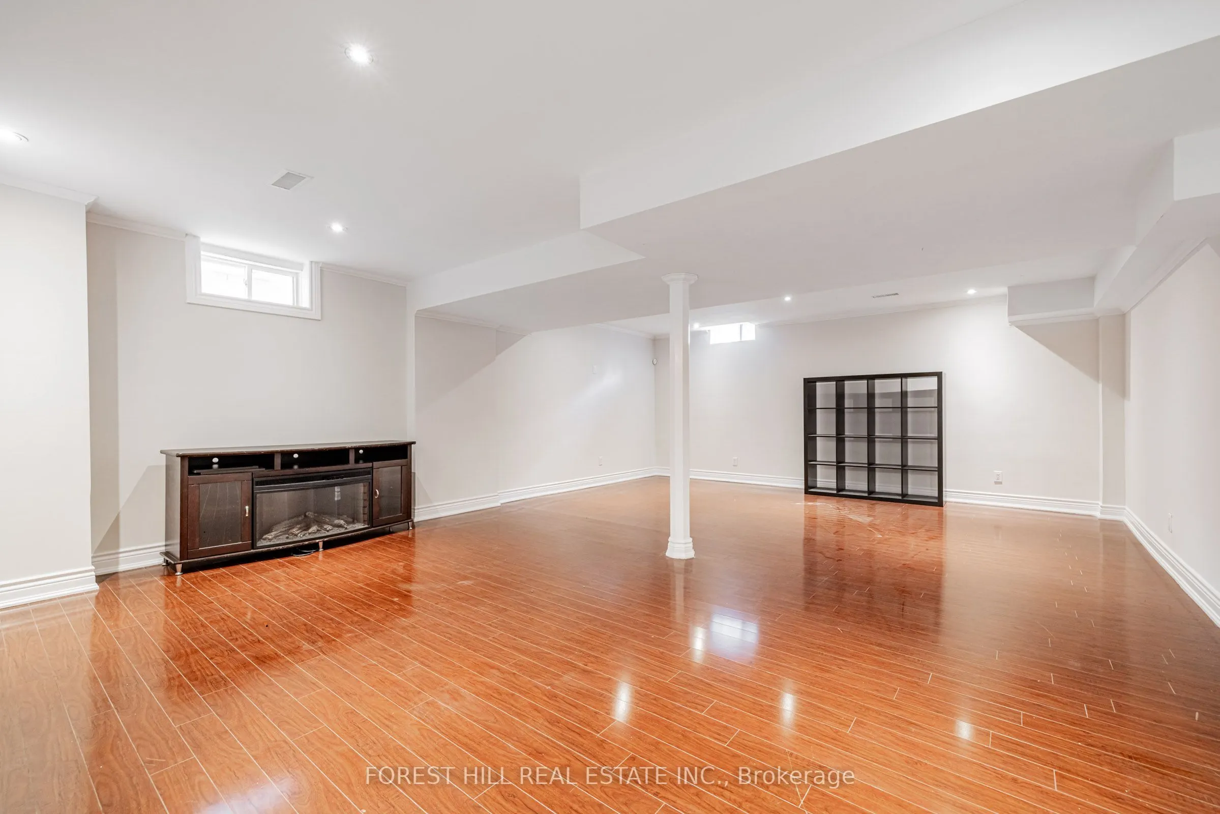 36 Zoran Lane