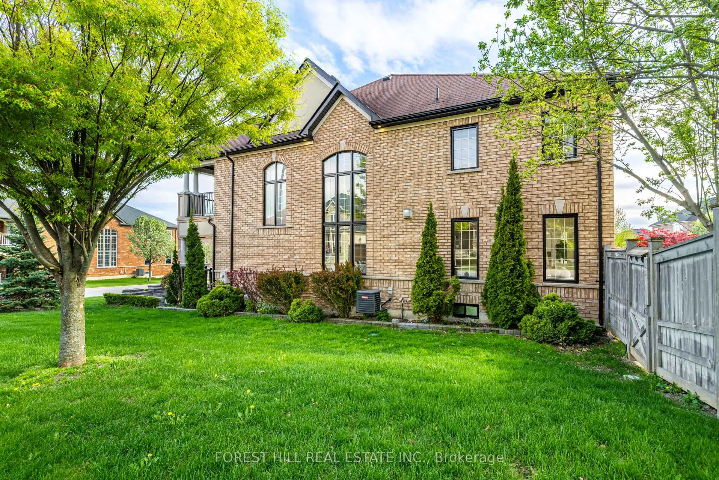 36 Zoran Lane