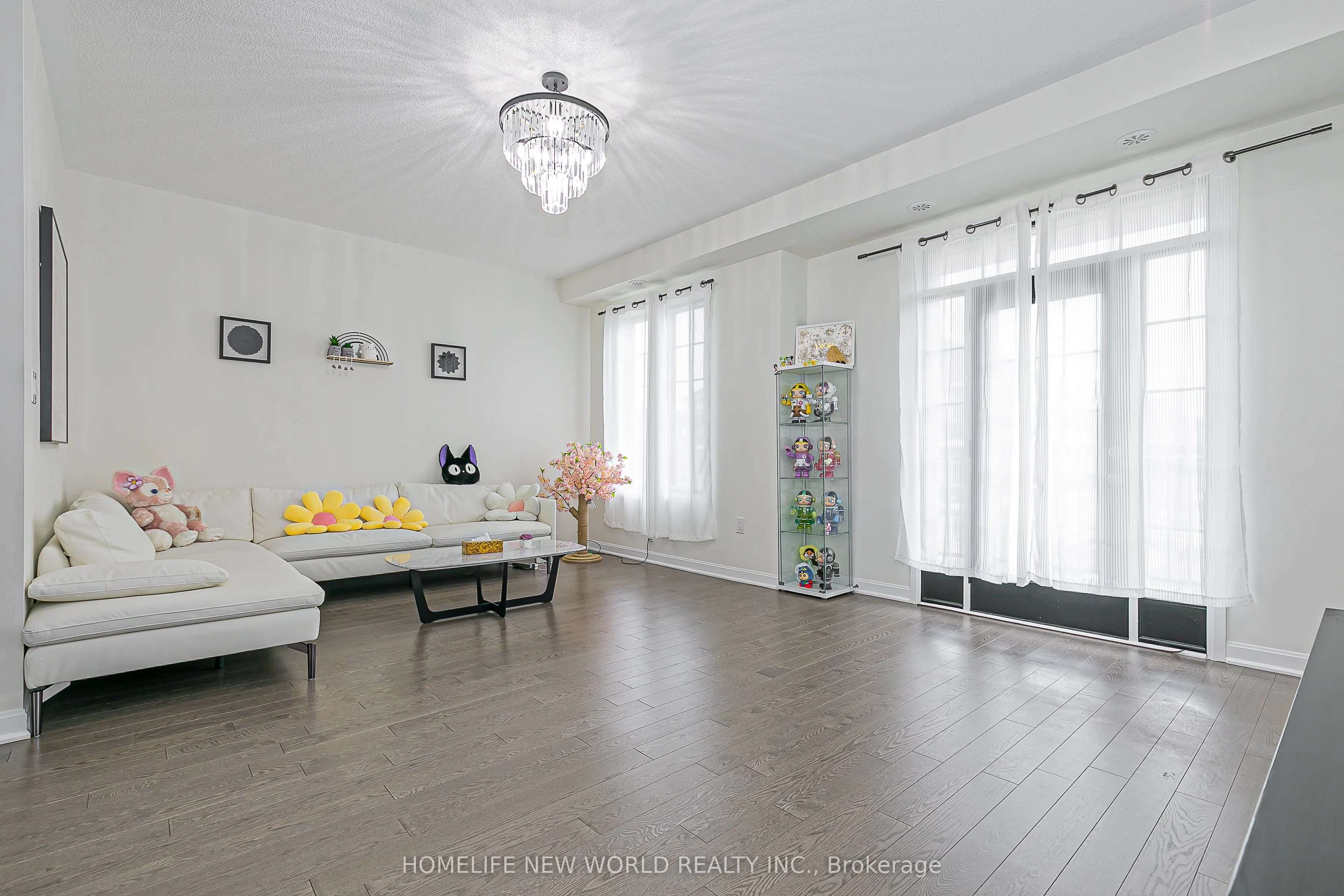85 Casely Avenue