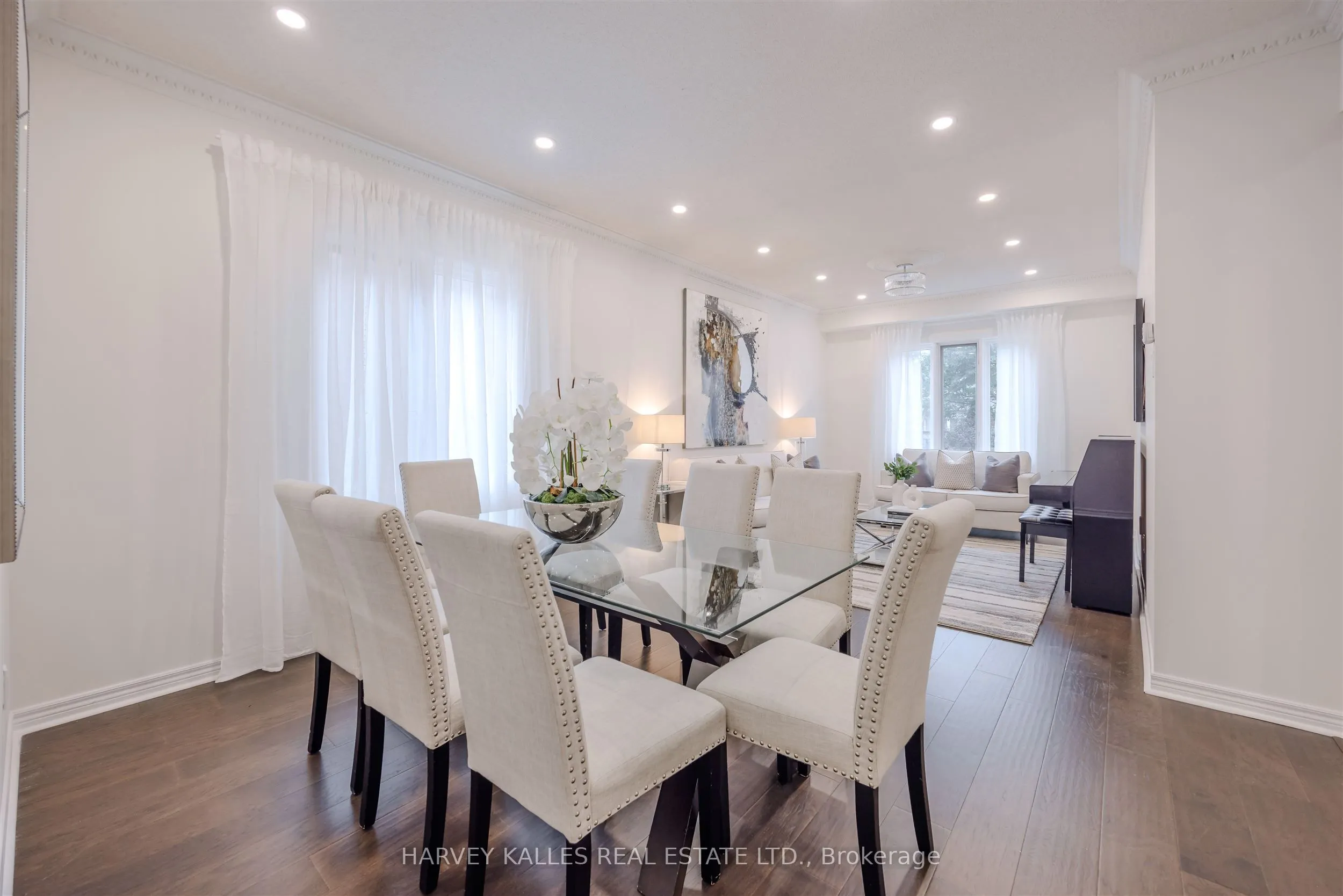 94 Sutcliffe Crescent