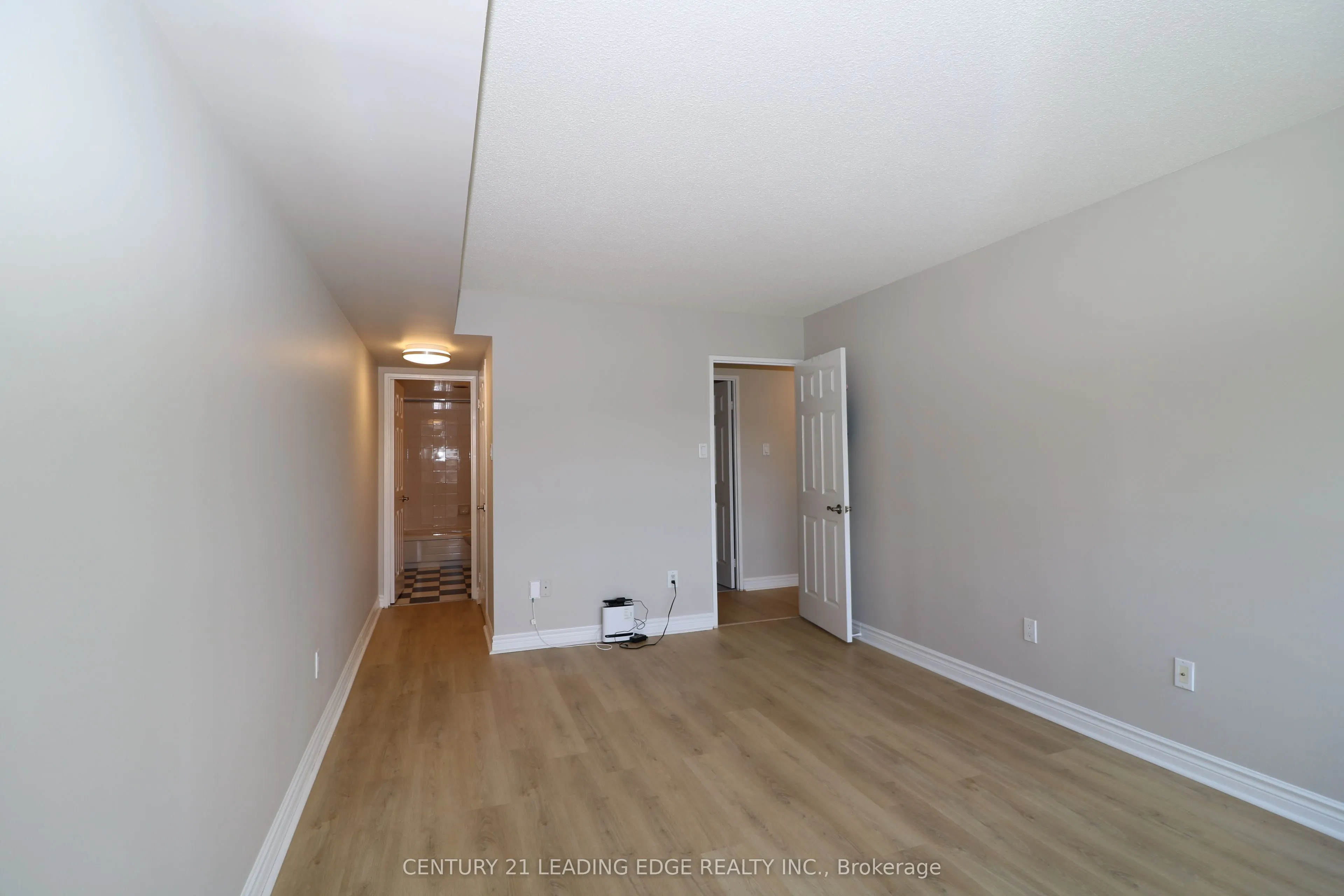 8501 BAYVIEW Avenue, #1206