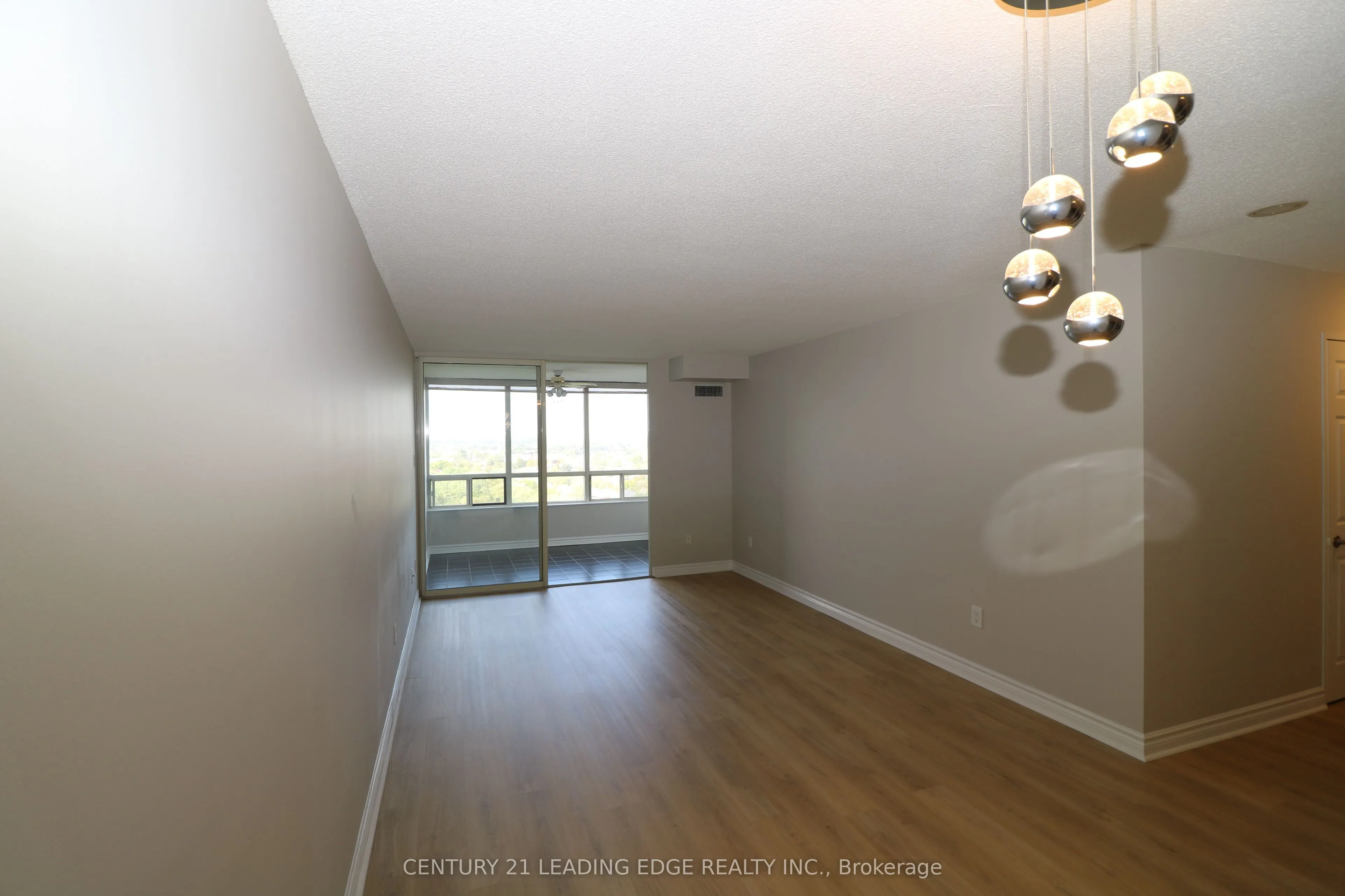 8501 BAYVIEW Avenue, #1206