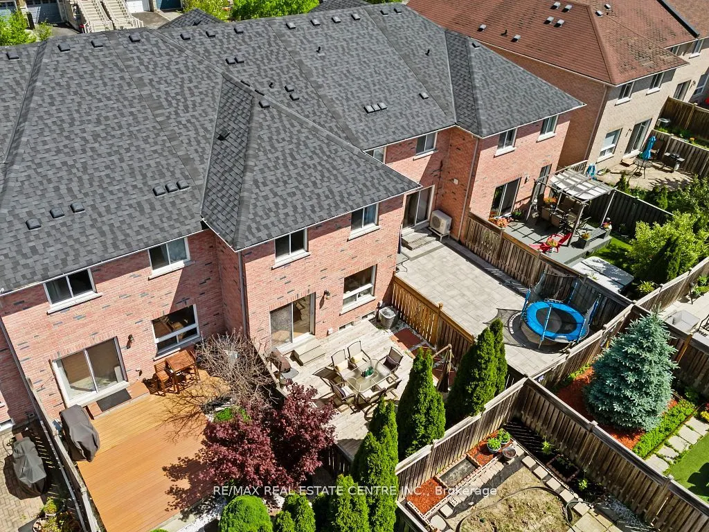 27 Martell Gate
