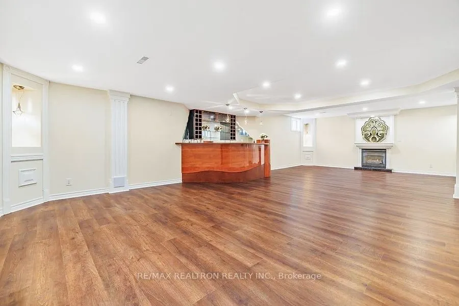 81 Somerset Crescent