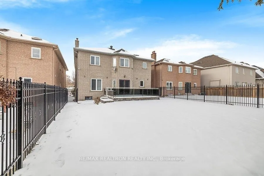 81 Somerset Crescent