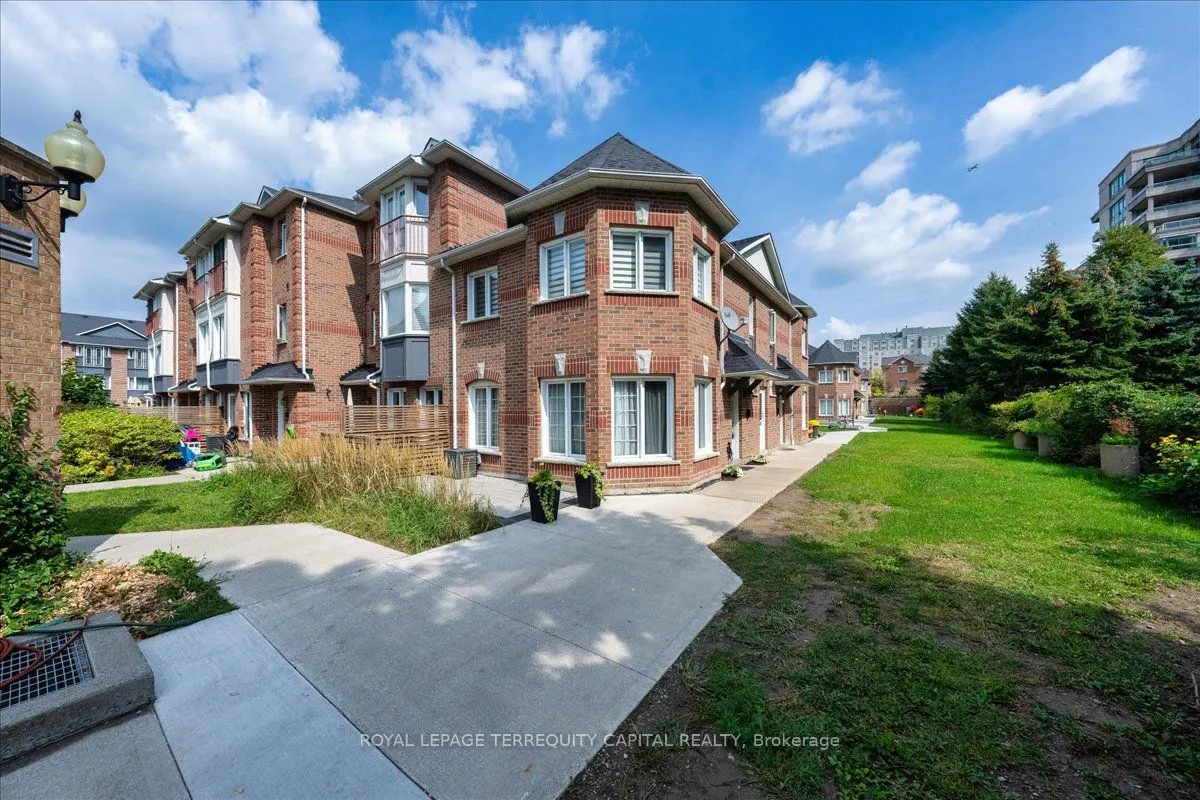 151 Townsgate Drive, #77