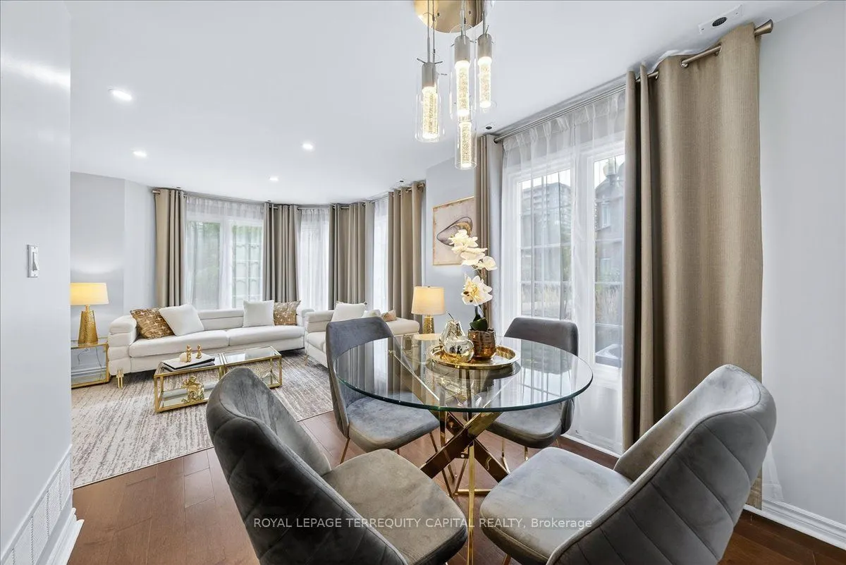151 Townsgate Drive, #77