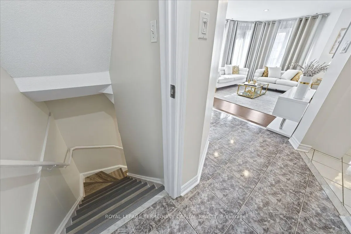 151 Townsgate Drive, #77