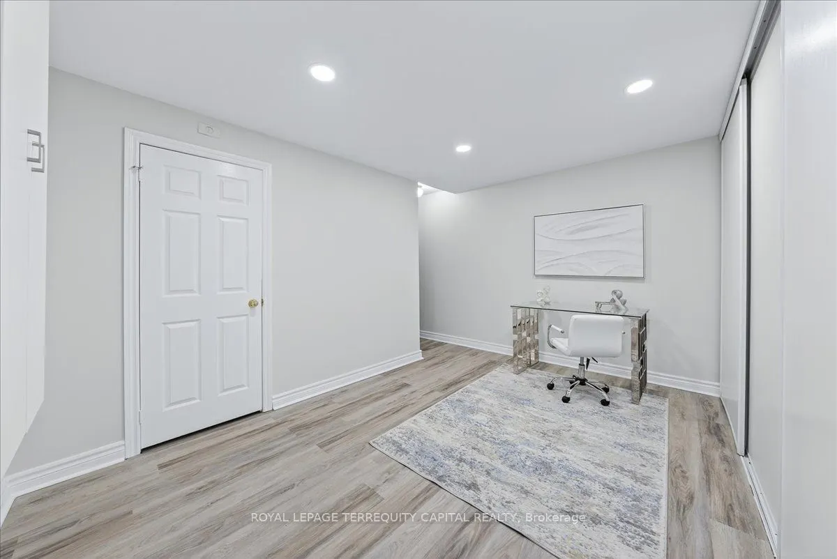 151 Townsgate Drive, #77