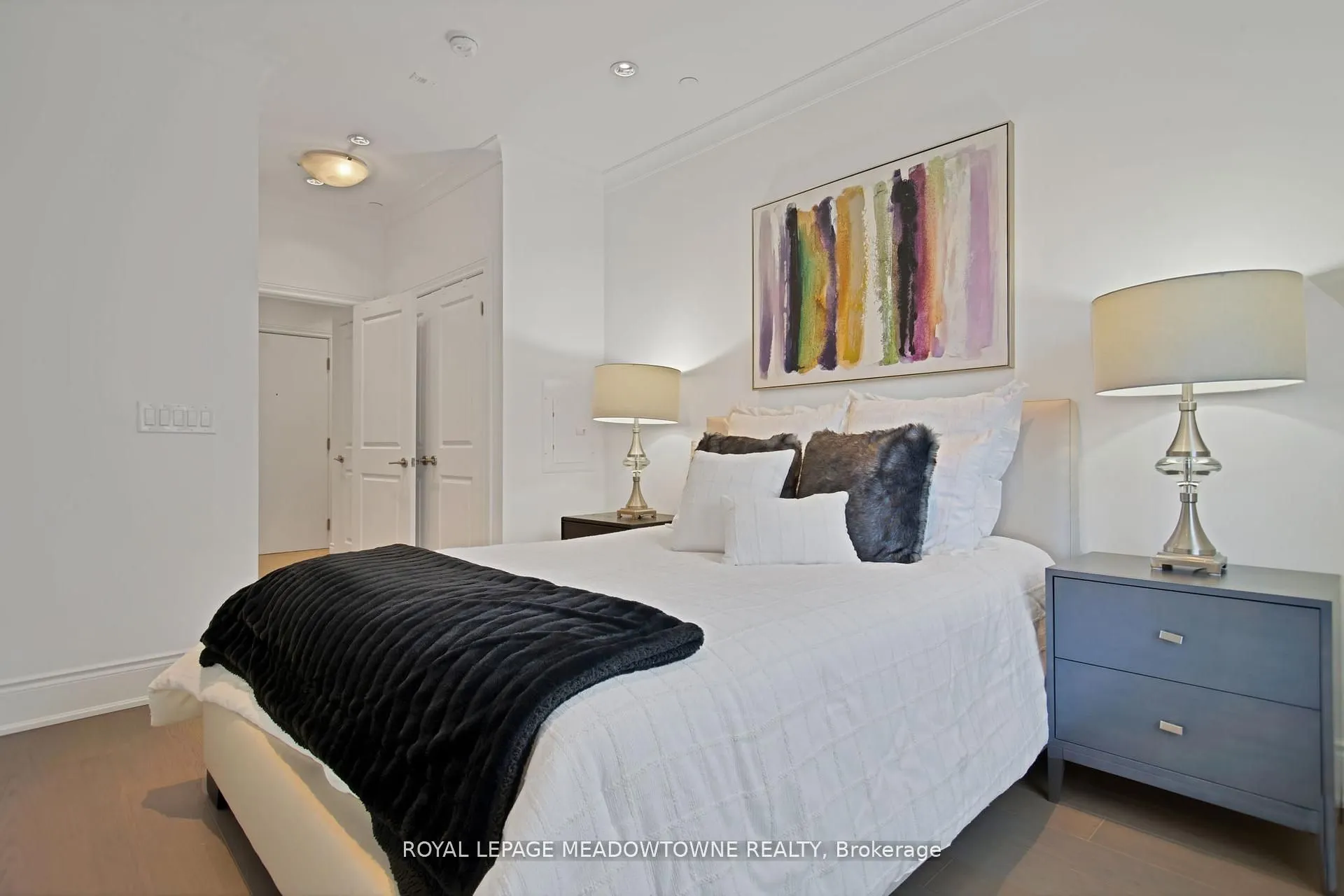 10360 Islington Avenue, #301
