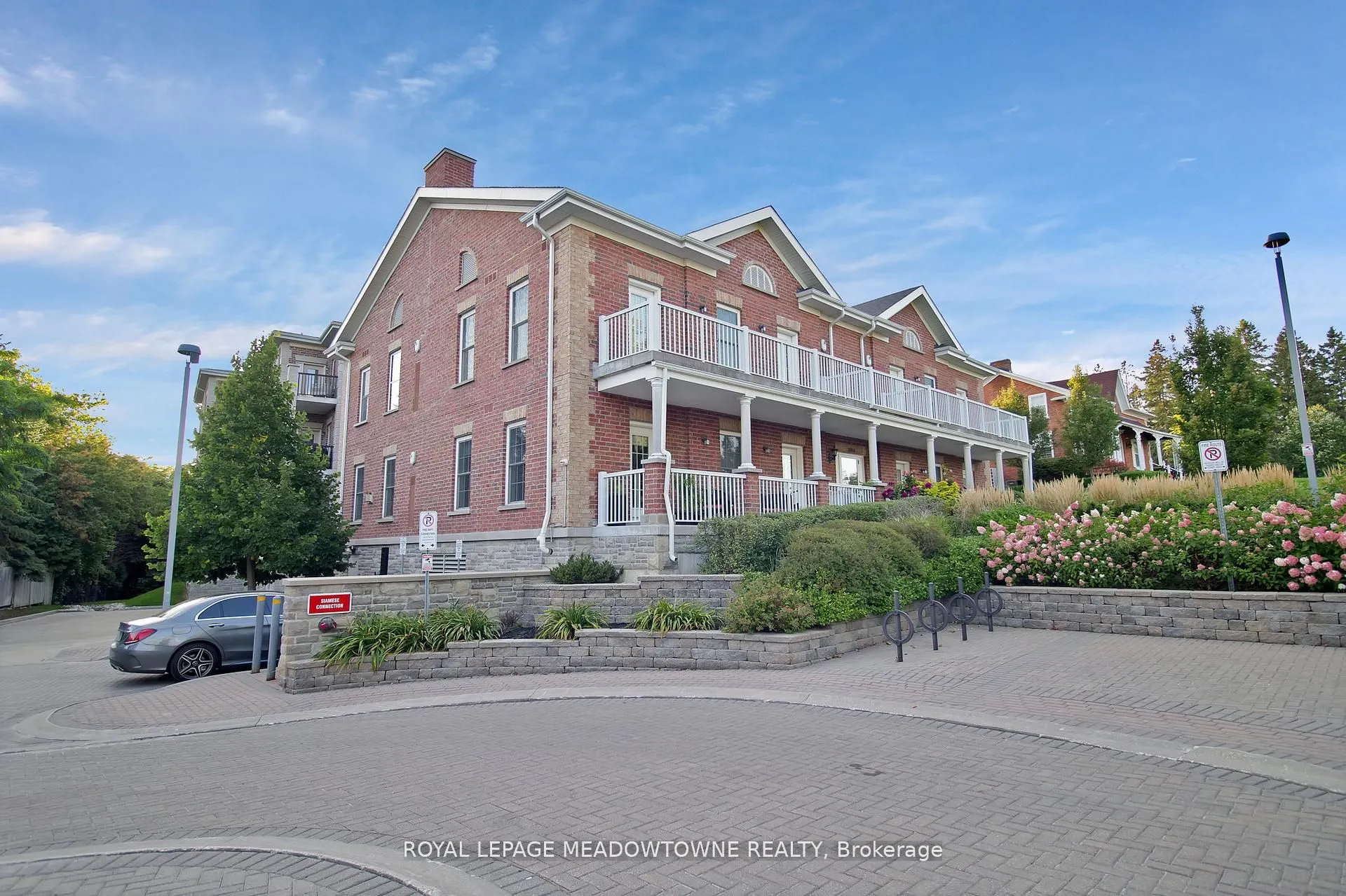 10360 Islington Avenue, #301