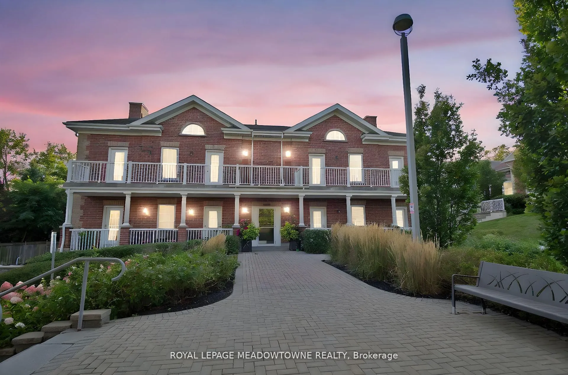10360 Islington Avenue, #301