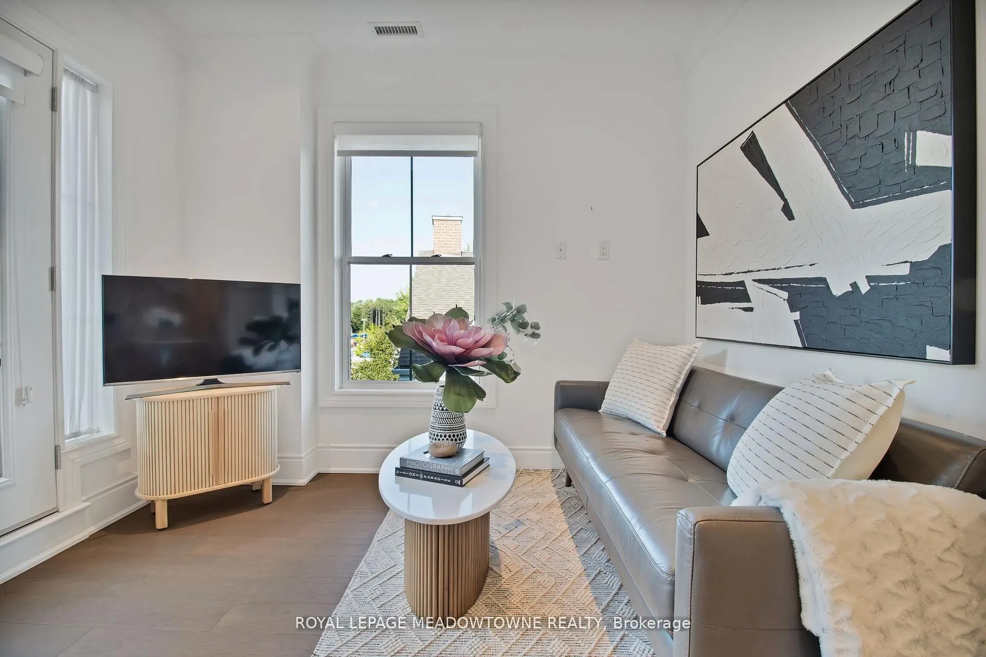 10360 Islington Avenue, #301