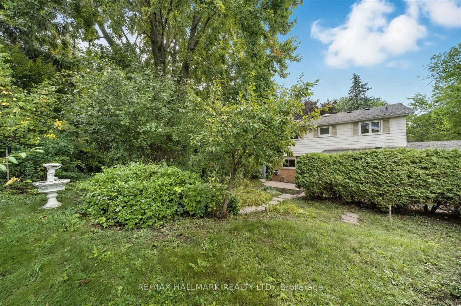 28 Christman Court