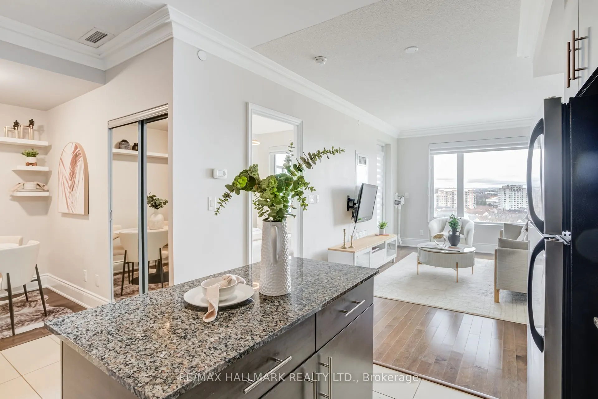 325 South Park Road, #Rg15