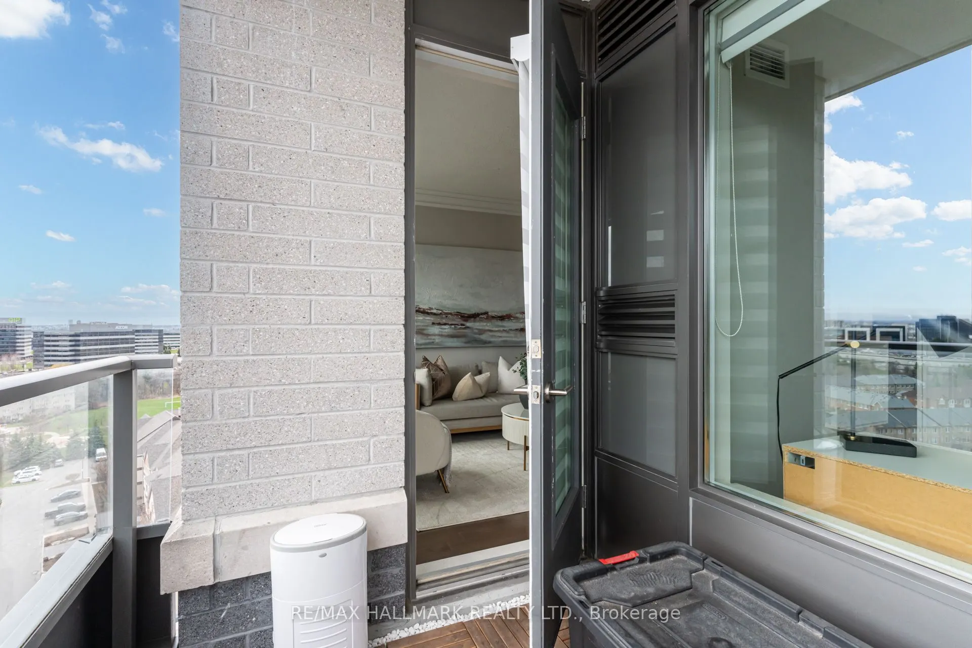325 South Park Road, #Rg15