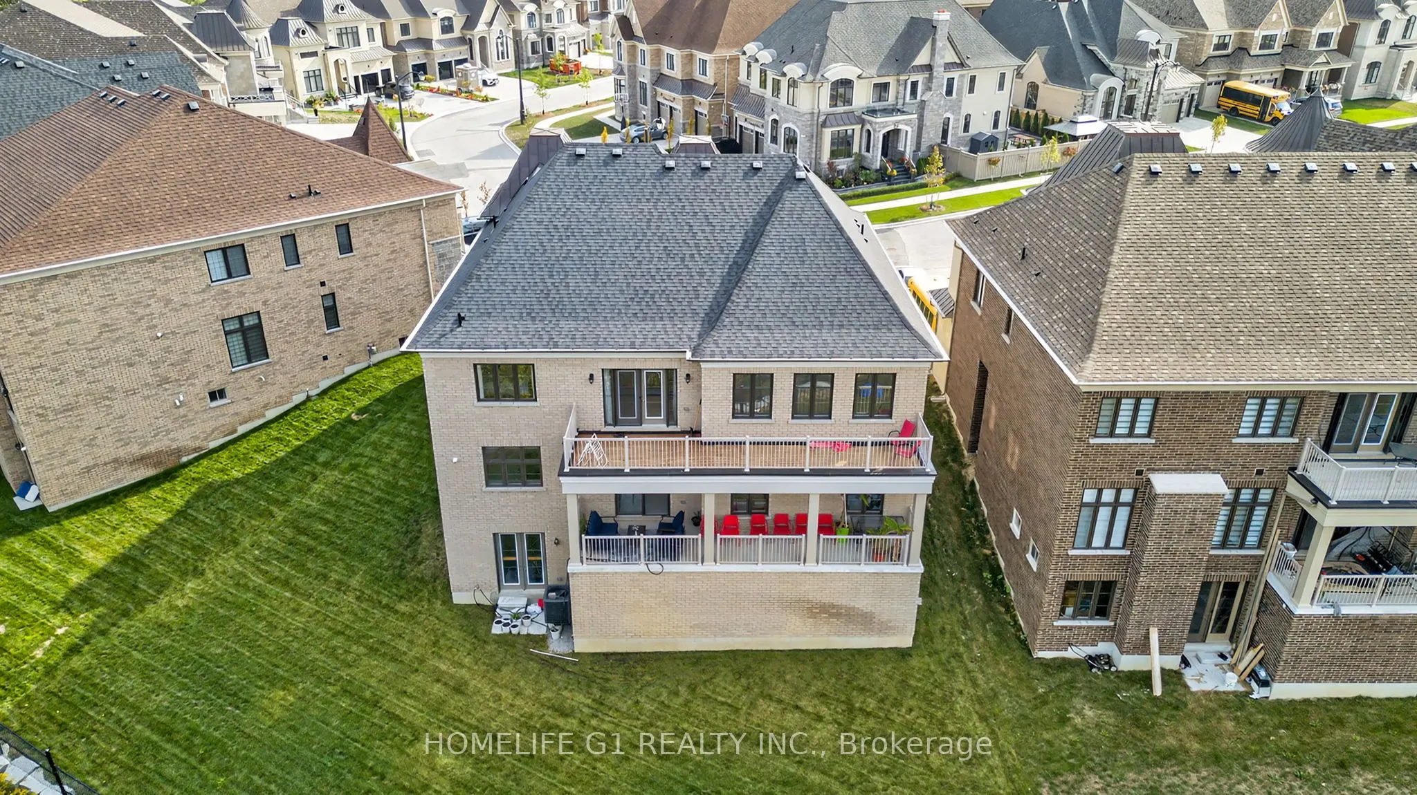 70 Appleyard Avenue