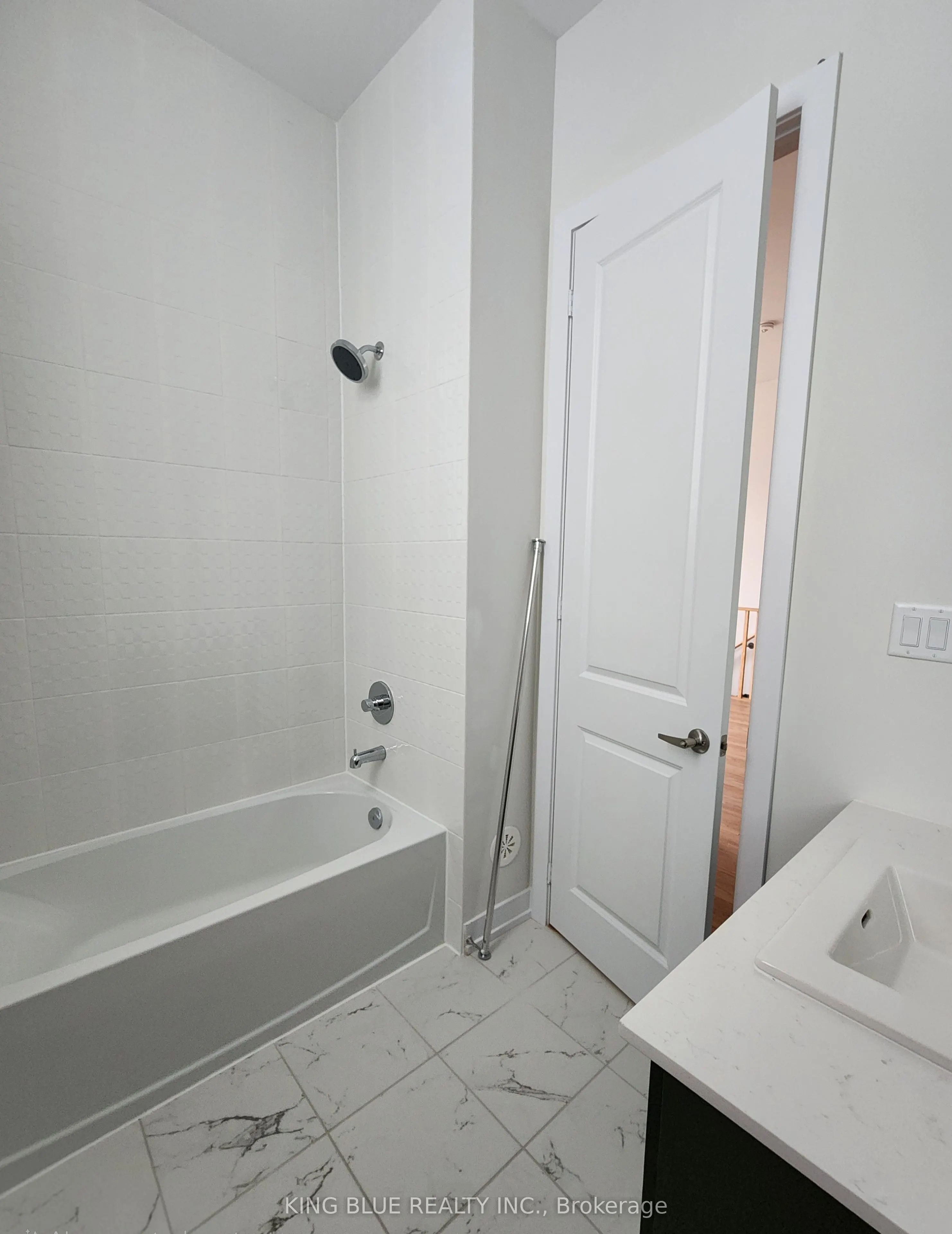 597 Riverlands Avenue, #Coach House