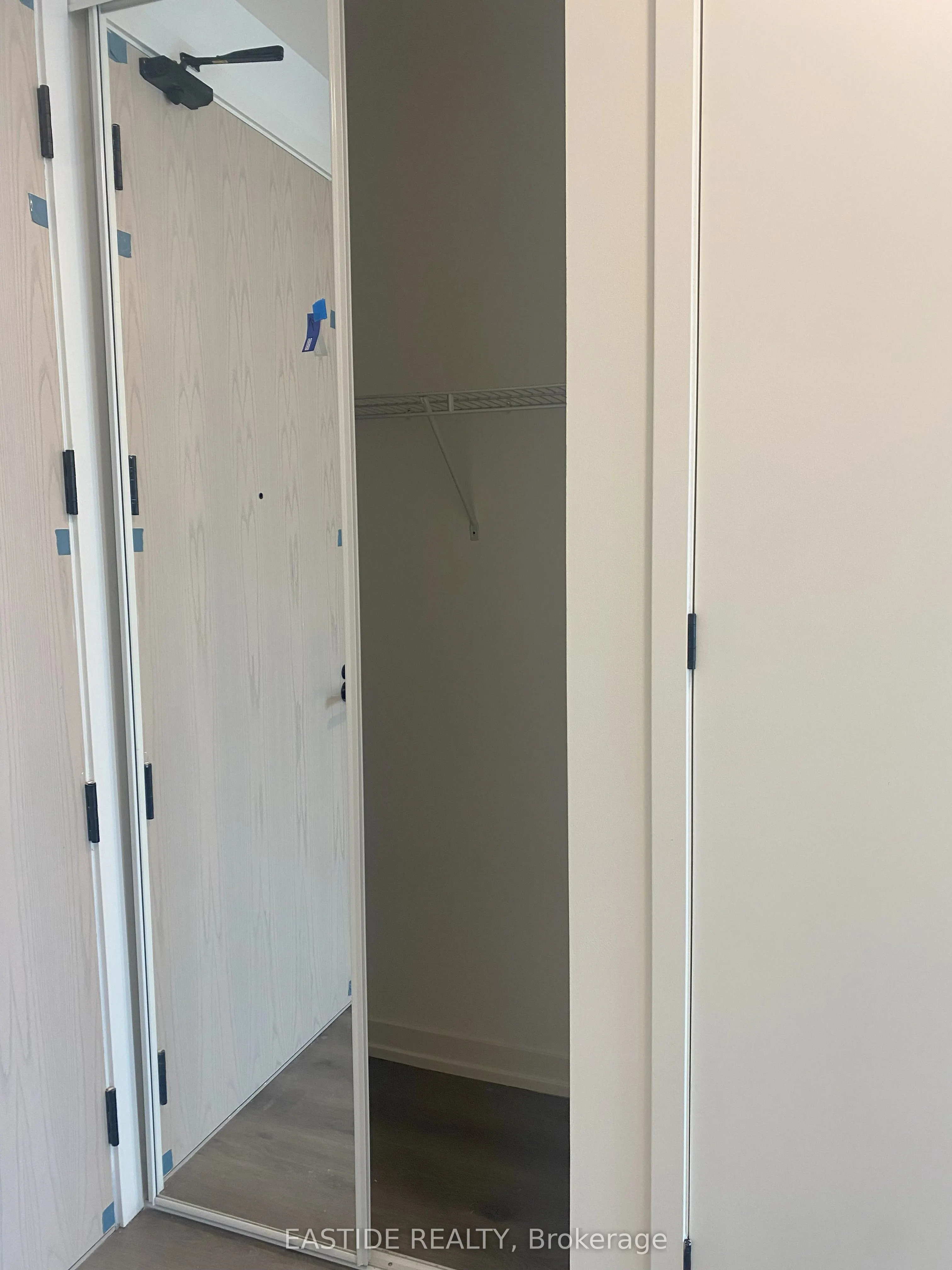 28 Interchange Way S, #109