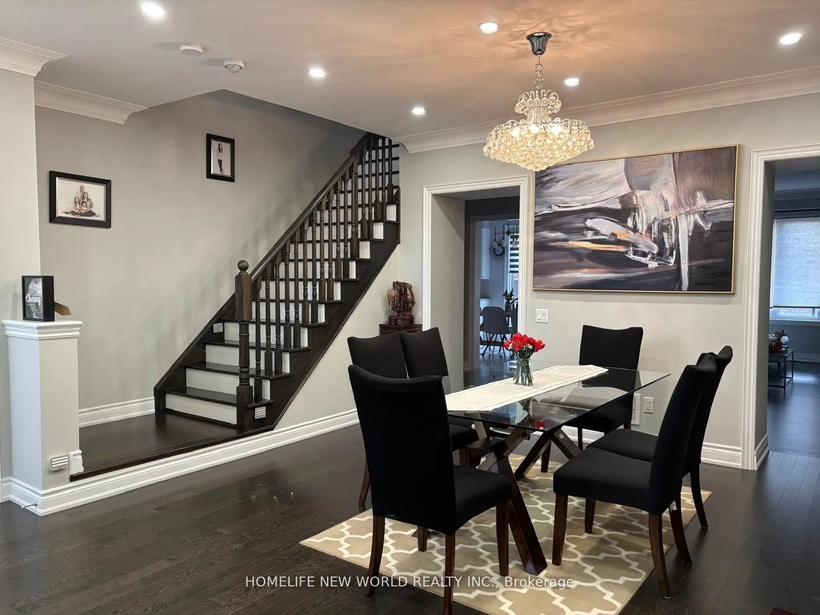 143 Mondial Crescent