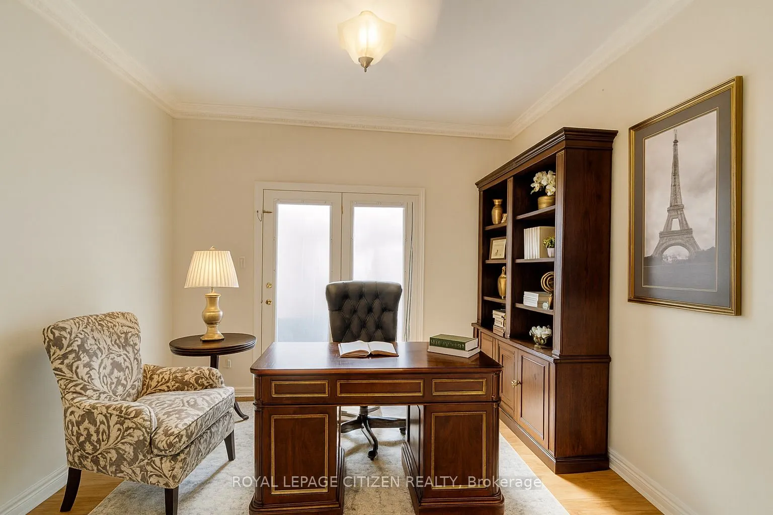 180 Kimber Crescent
