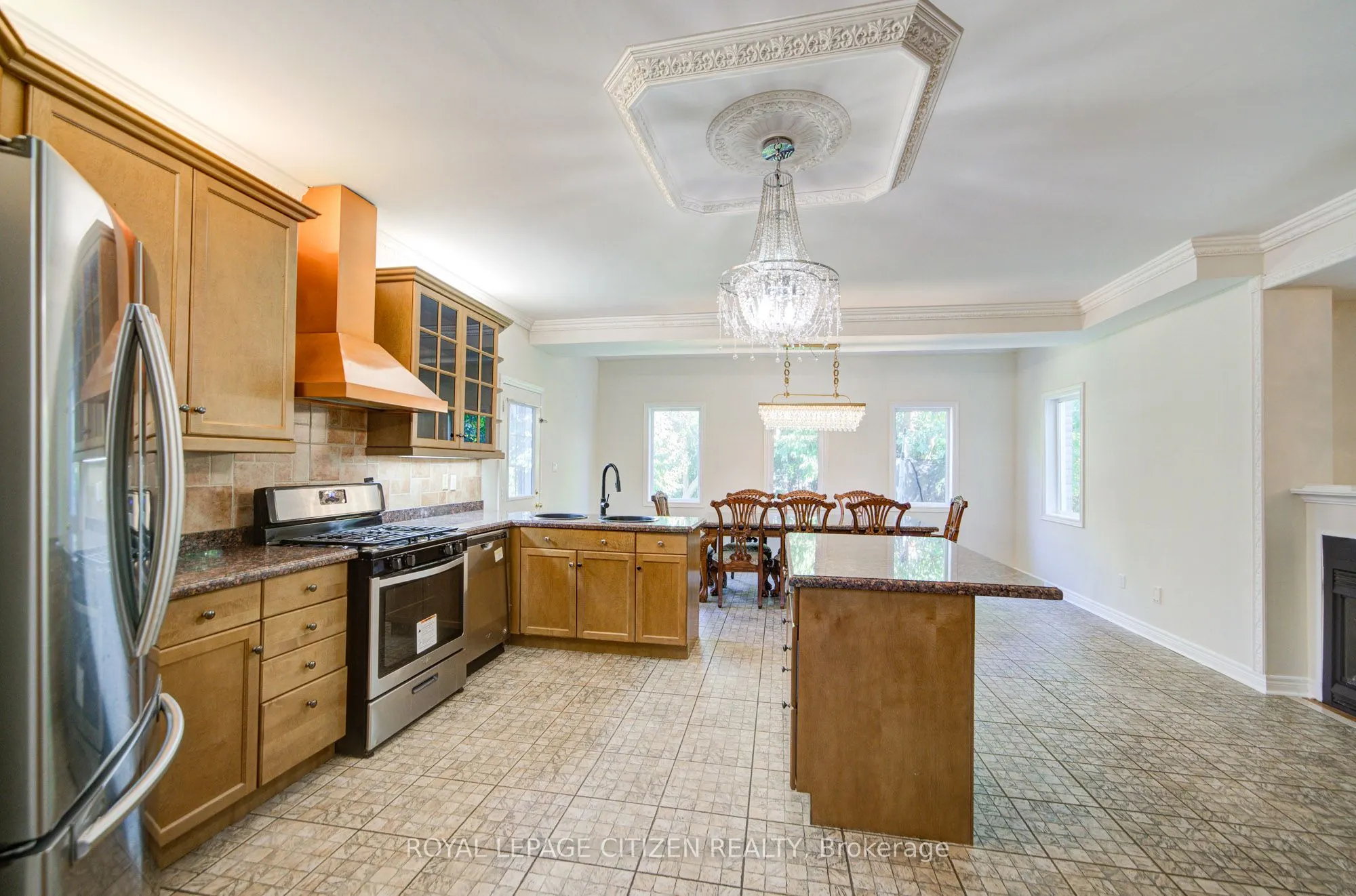 180 Kimber Crescent