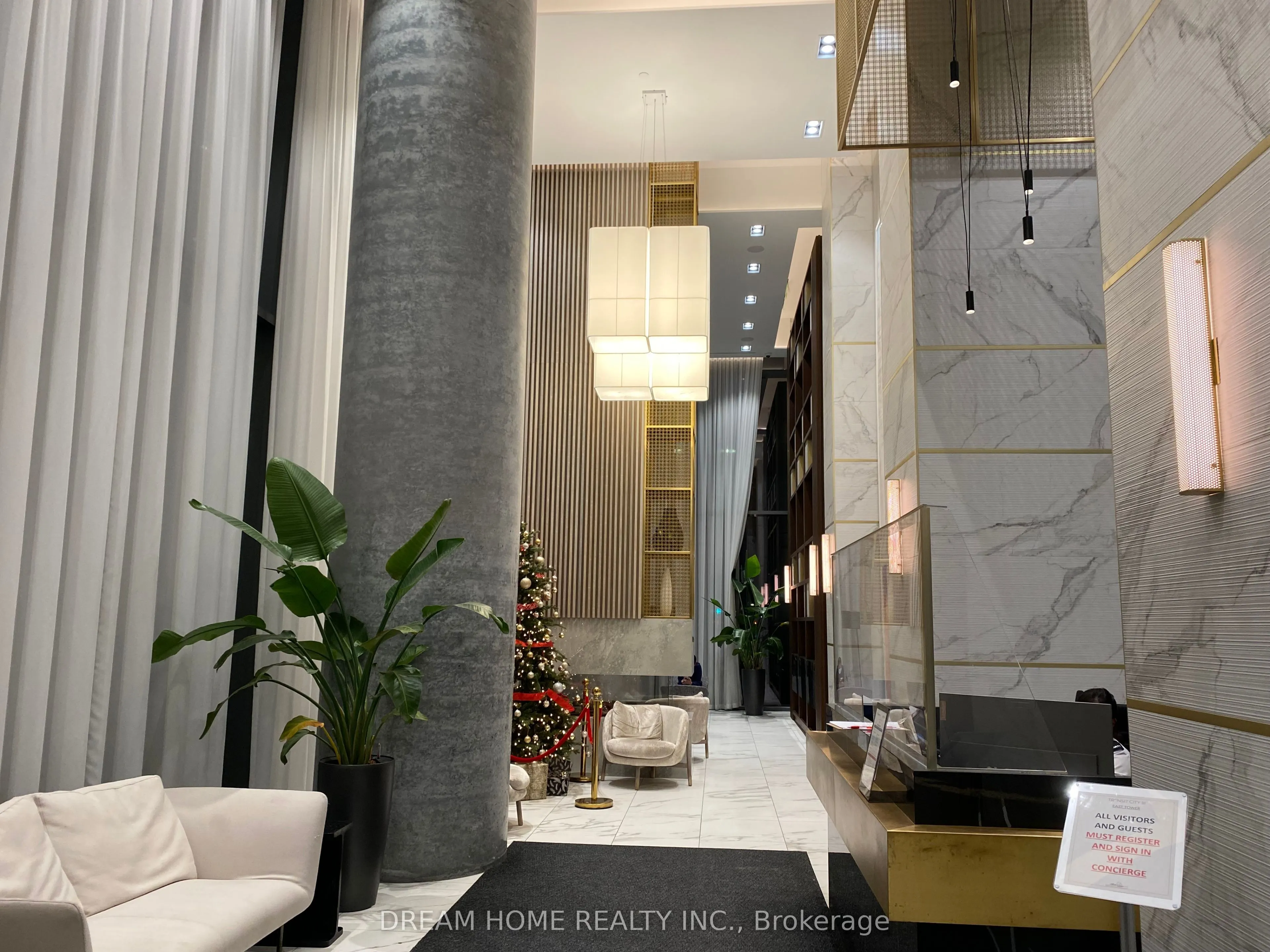 950 Portage Parkway, #2108