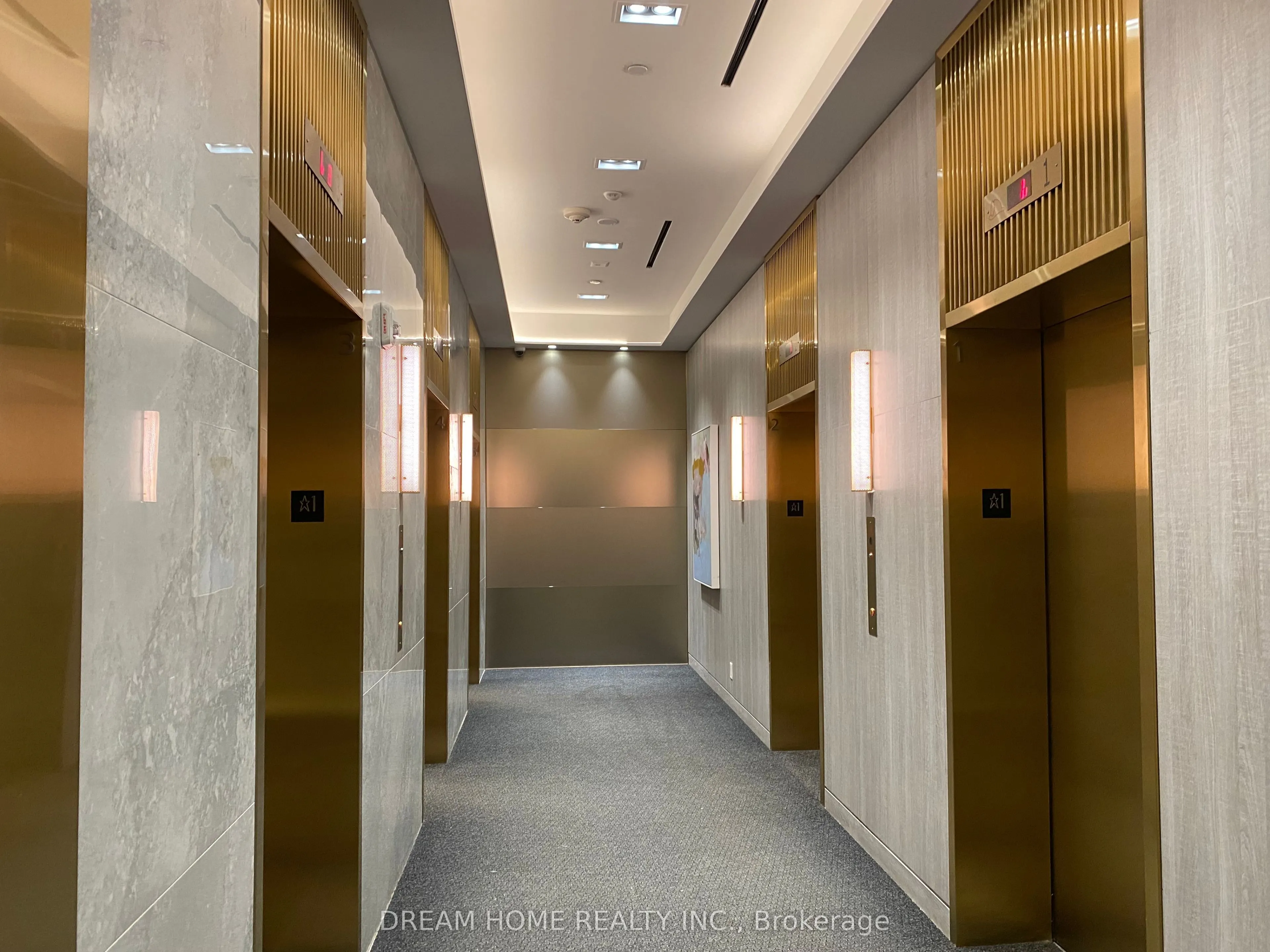 950 Portage Parkway, #2108