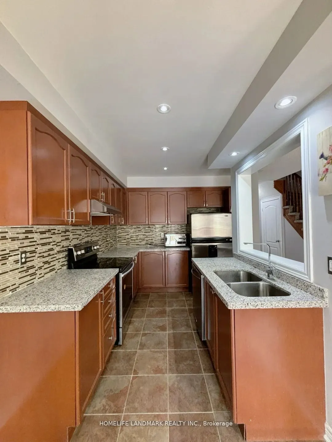 6 Latitude Lane