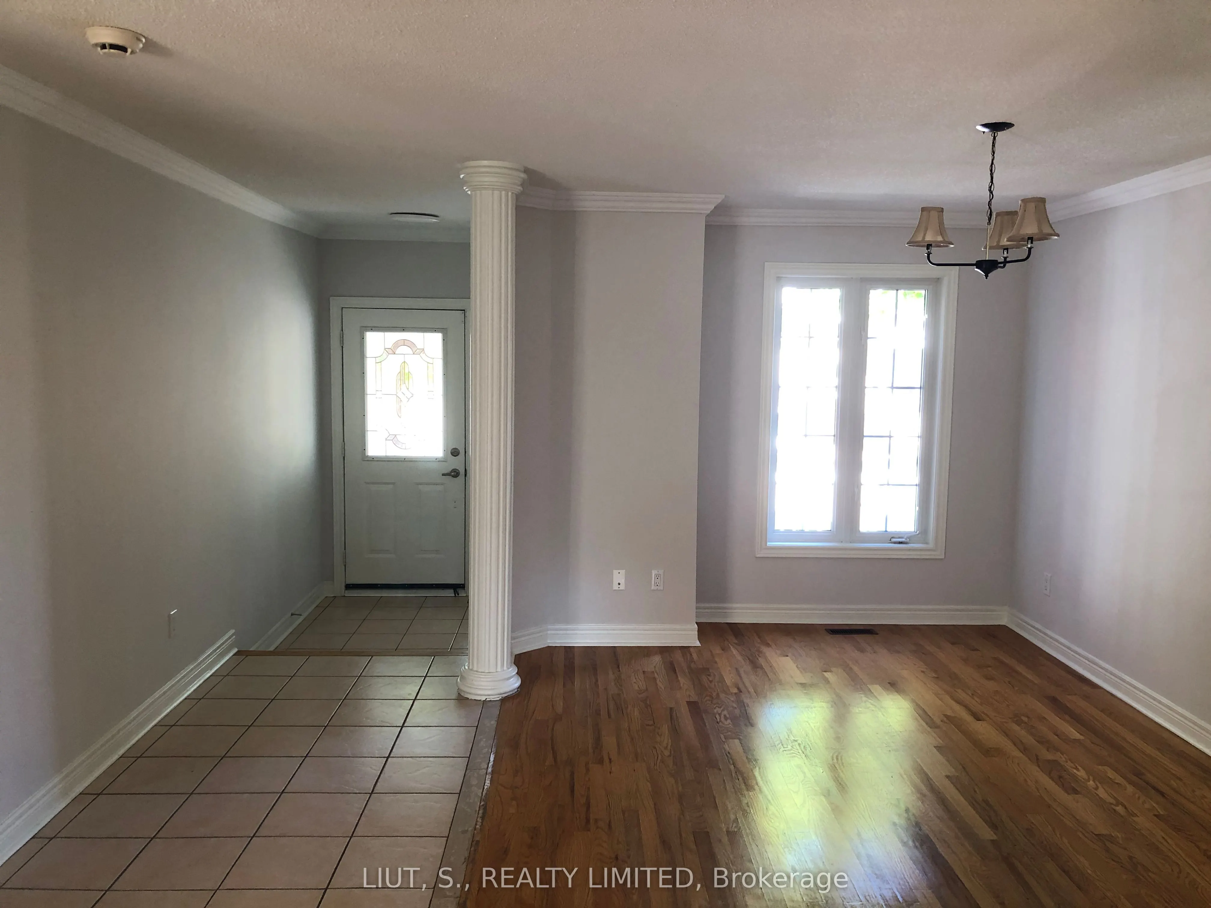 35 Monte Cristi Street