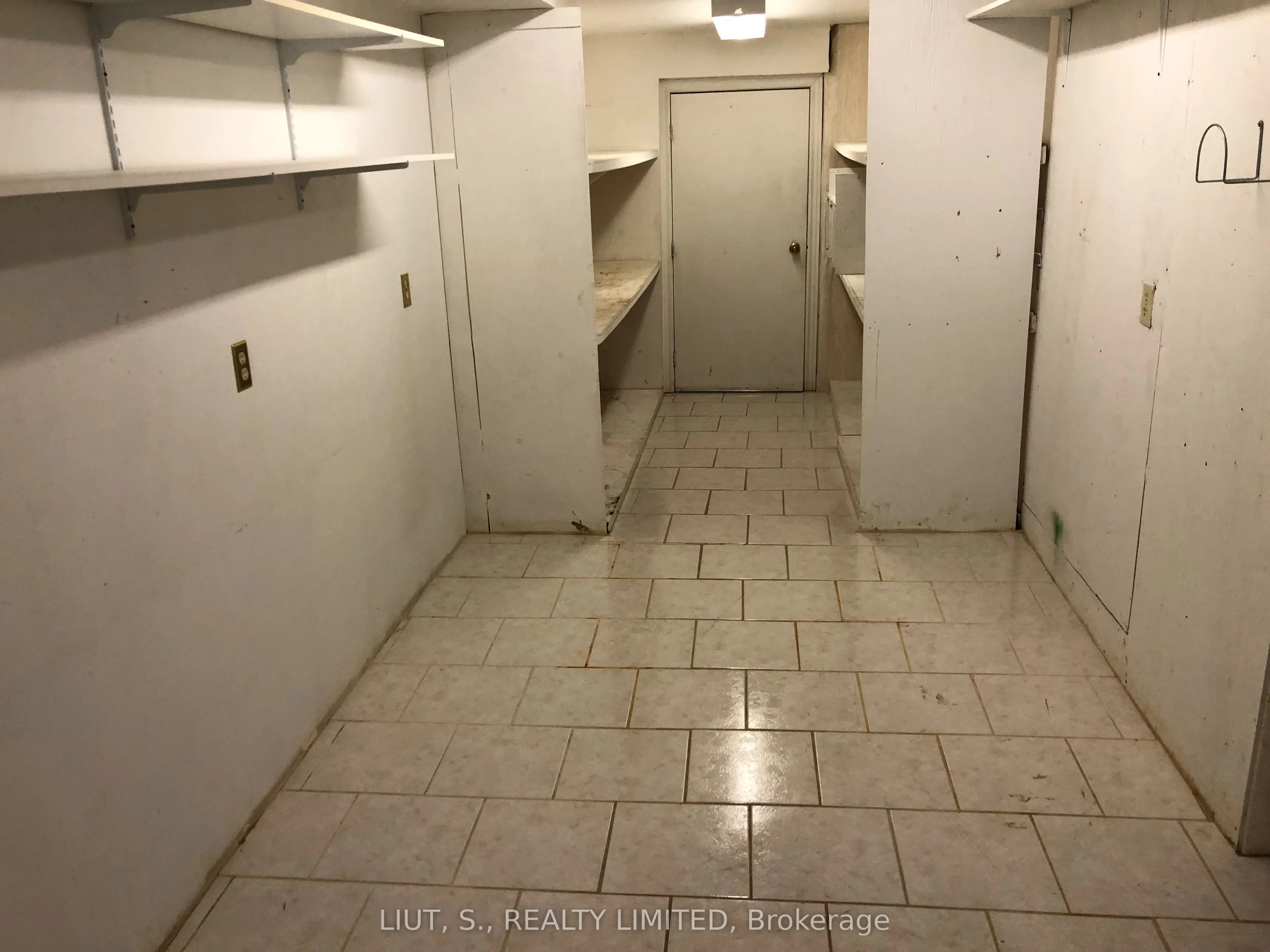 35 Monte Cristi Street