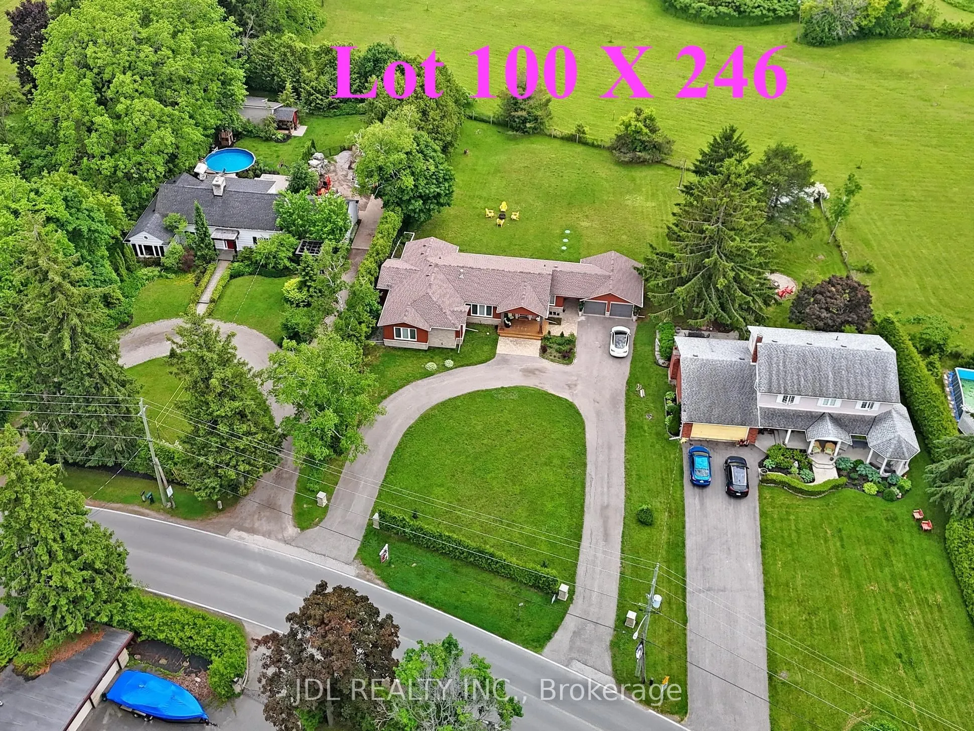 11 Hedge Road