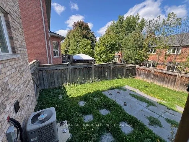 44 Lewis Honey Drive, ##Upper