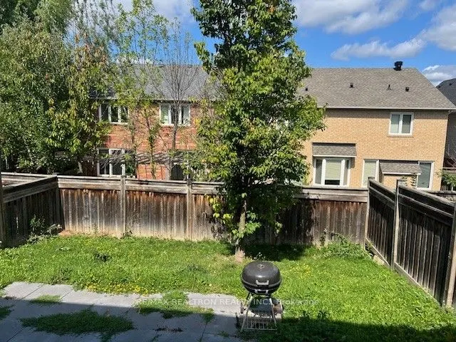44 Lewis Honey Drive, ##Upper