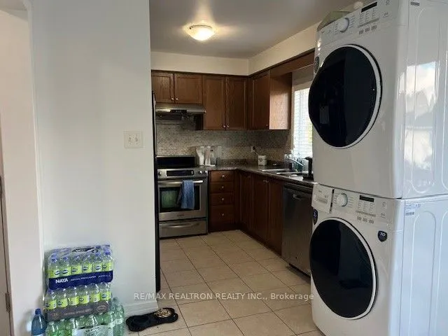 44 Lewis Honey Drive, ##Upper