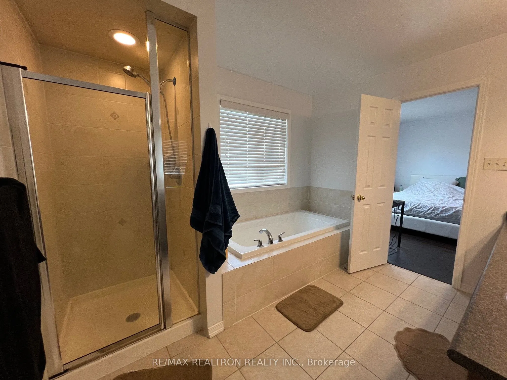 44 Lewis Honey Drive, ##Upper